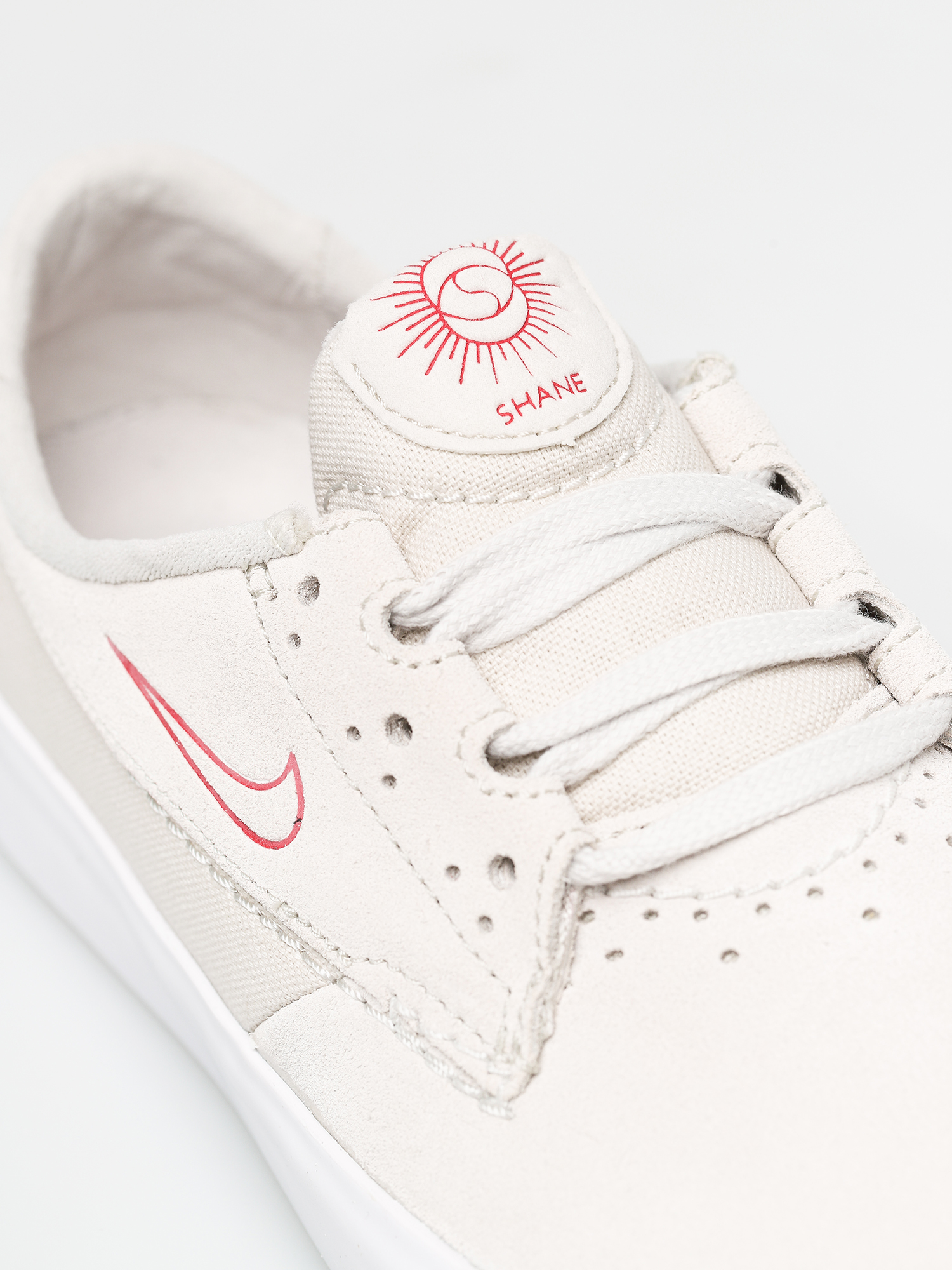 Buty Nike SB Shane (summit white/university red white)