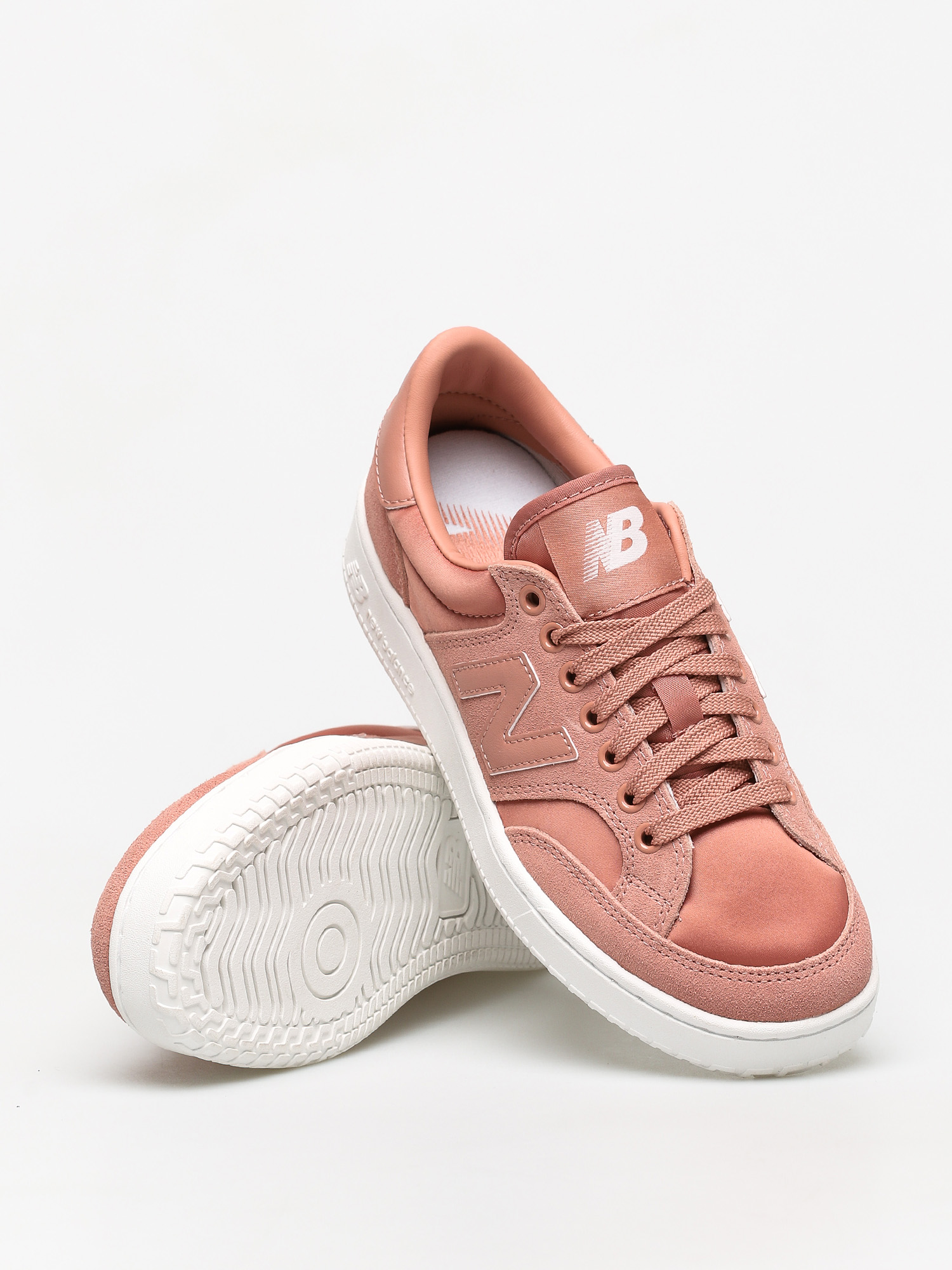 Buty New Balance PROWT Wmn (red)