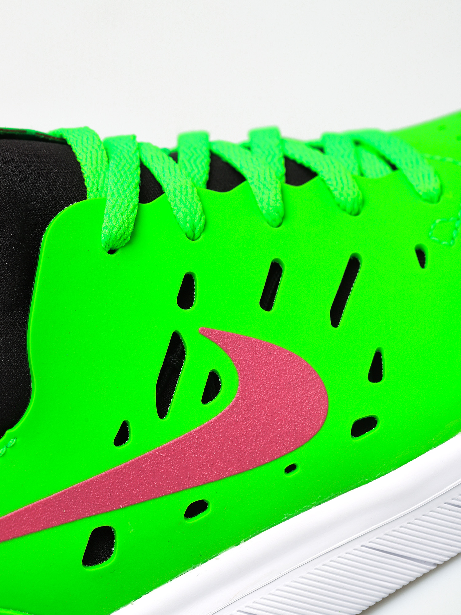 Buty Nike SB Nyjah Free (green strike/watermelon green strike)