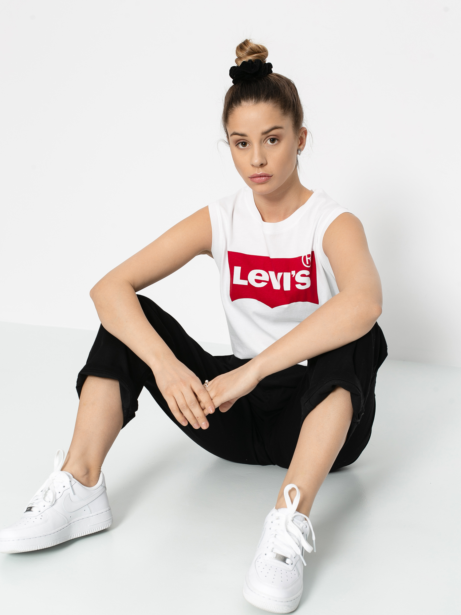 Koszulka Levi's® On Tour Hsmk Wmn (white)