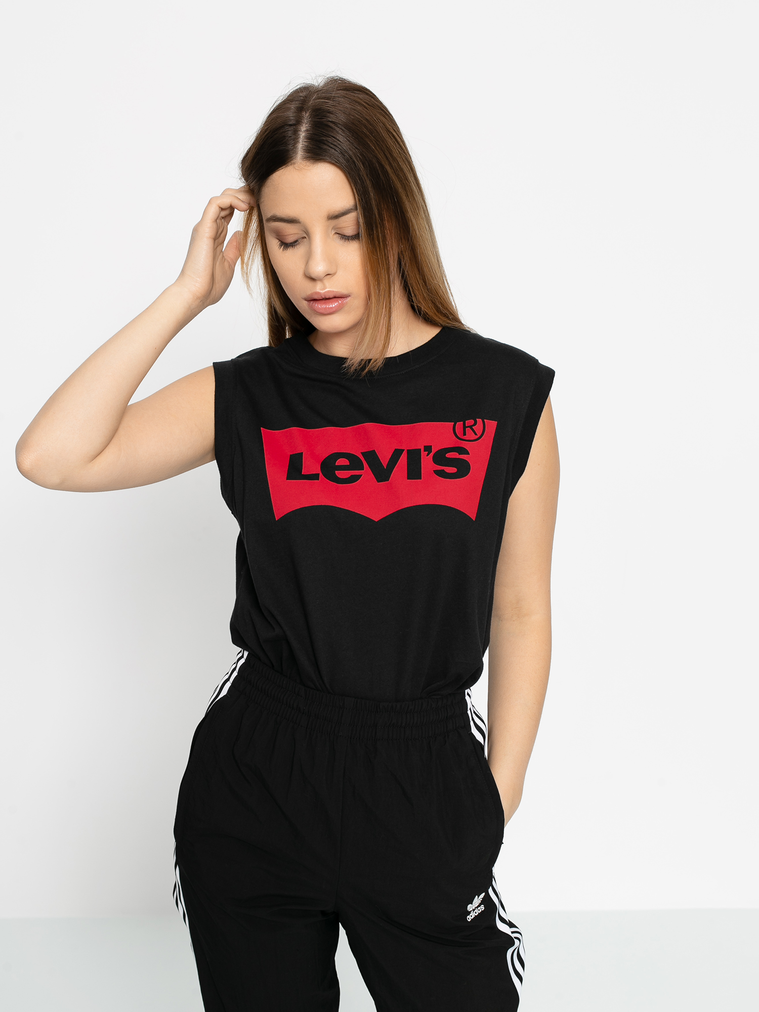 Koszulka Levi's® On Tour Hsmk Wmn (black)