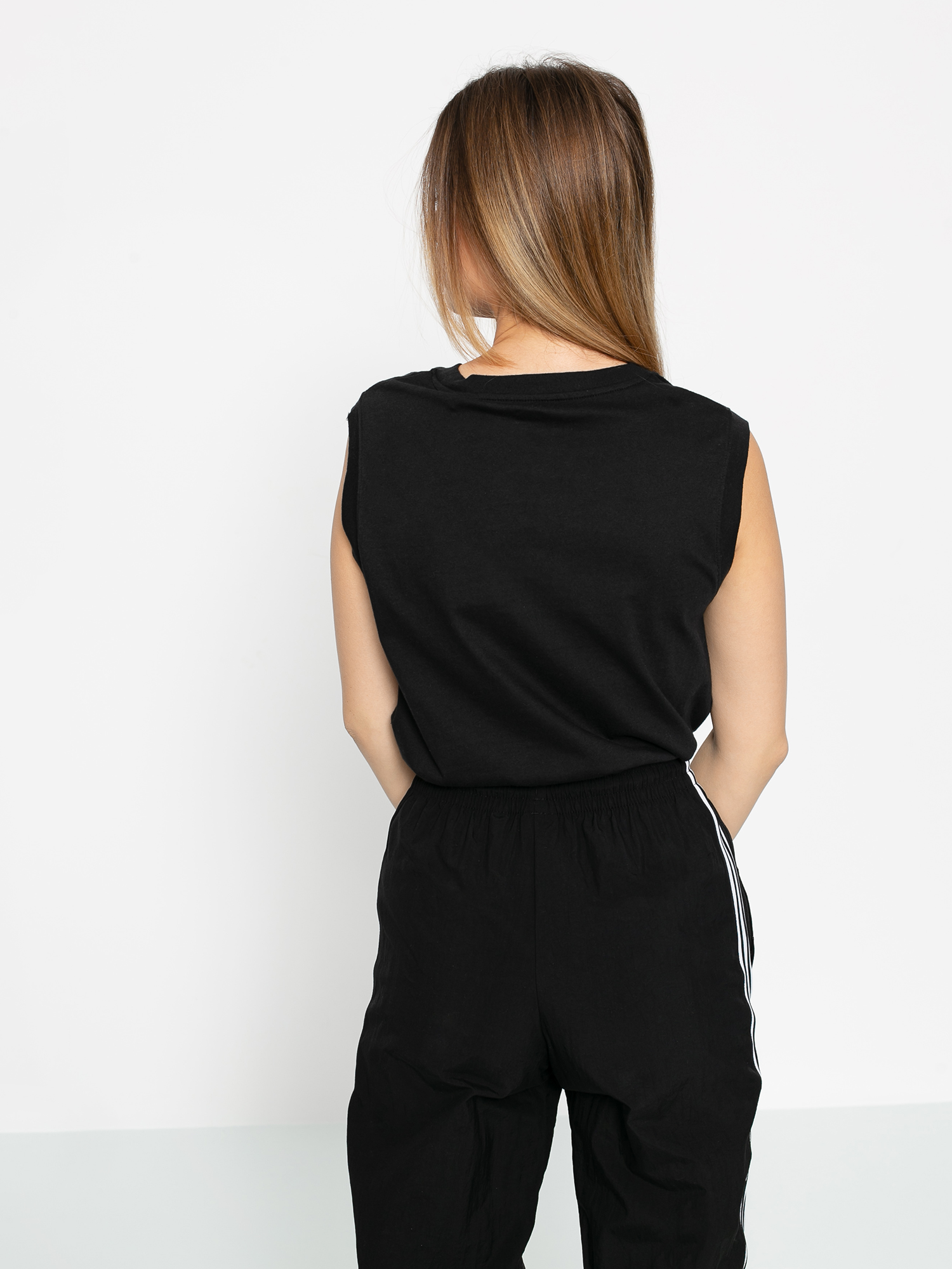 Koszulka Levi's® On Tour Hsmk Wmn (black)