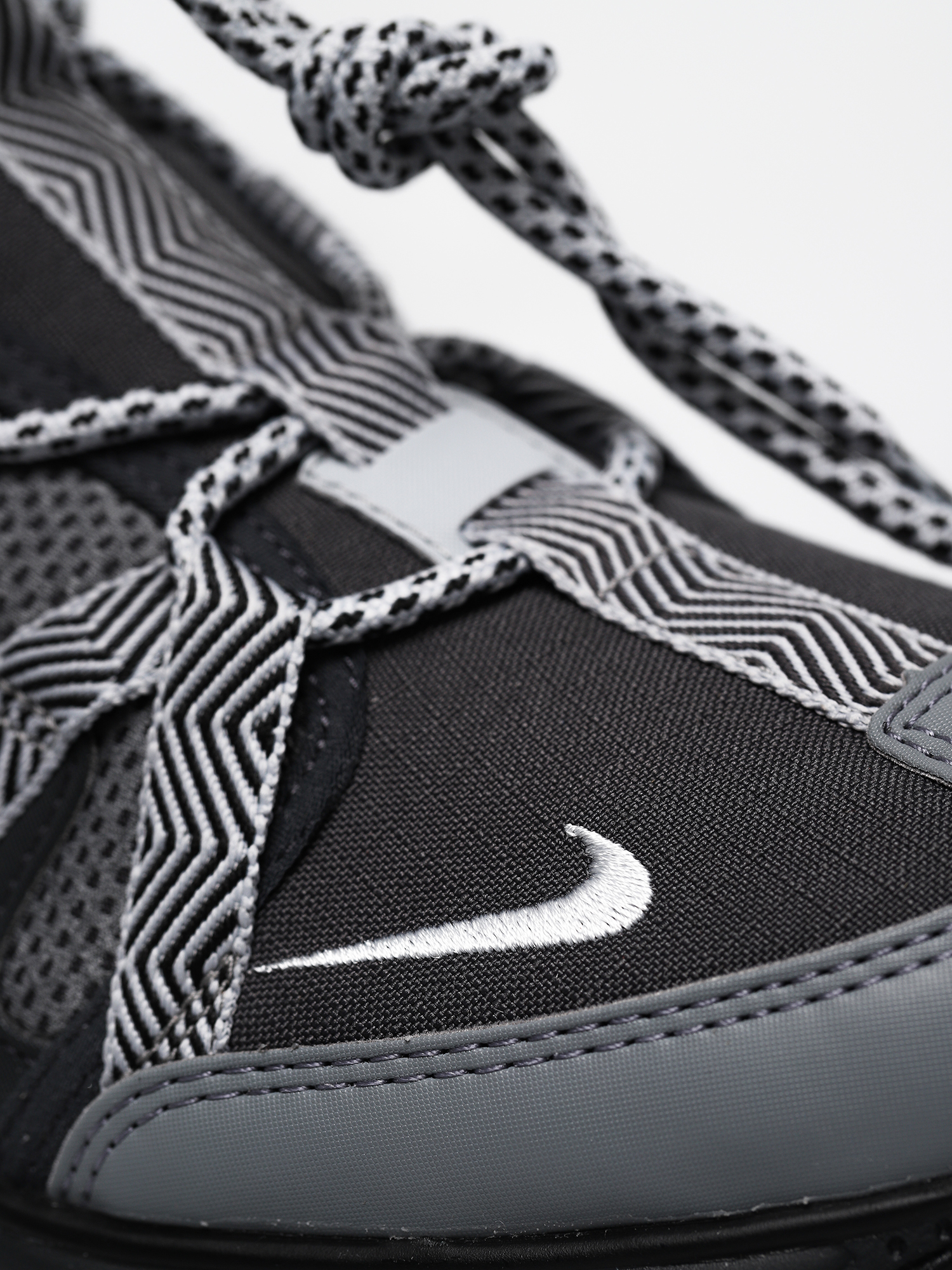 Buty Nike Air Max 270 Bowfin (anthracite/metallic silver cool grey)