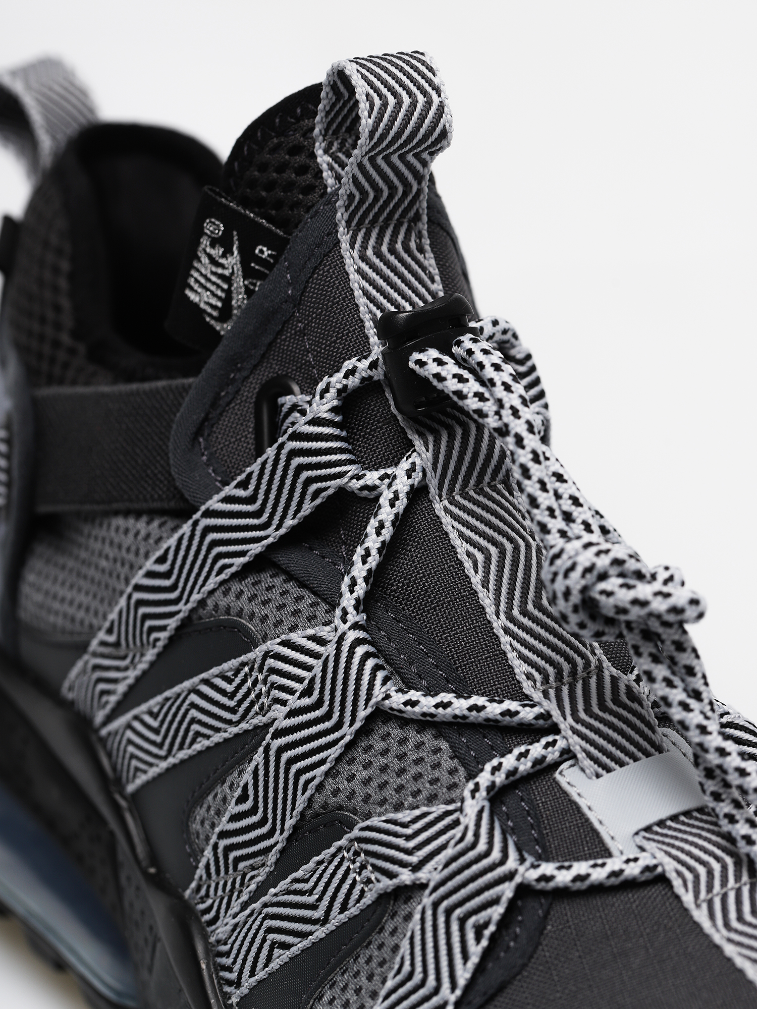 Buty Nike Air Max 270 Bowfin (anthracite/metallic silver cool grey)