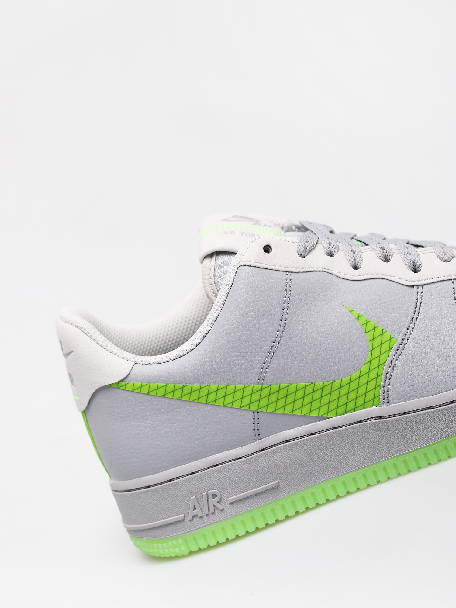 Buty Nike Air Force 1 07 Lv8 (wolf grey/ghost green photon dust black)