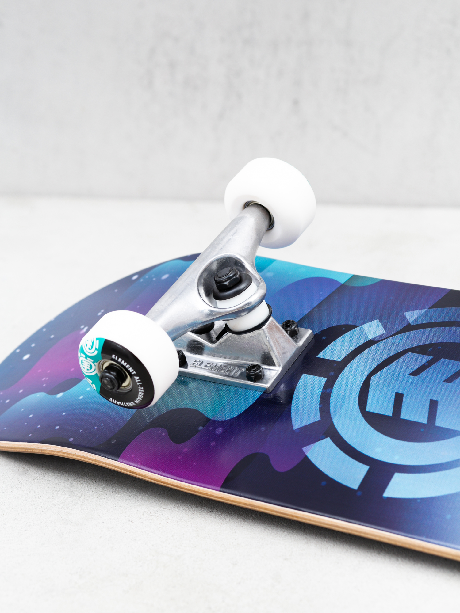 Deskorolka Element Aurora (assorted)