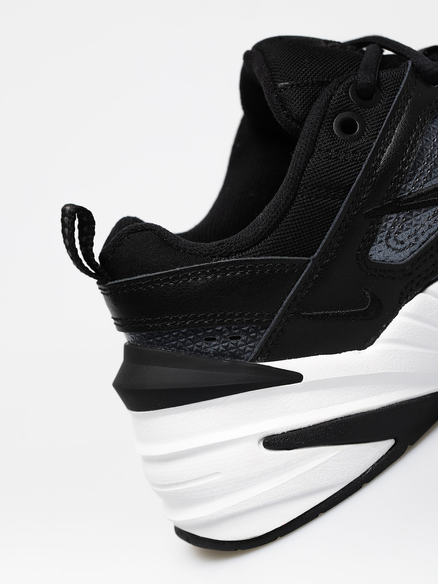 Buty Nike M2K Tekno Ess Wmn (black/black mtlc hematite summit white)