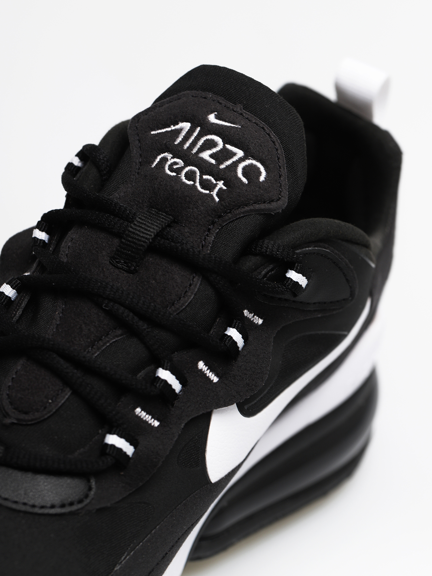 Buty Nike Air Max 270 React (black/white black)