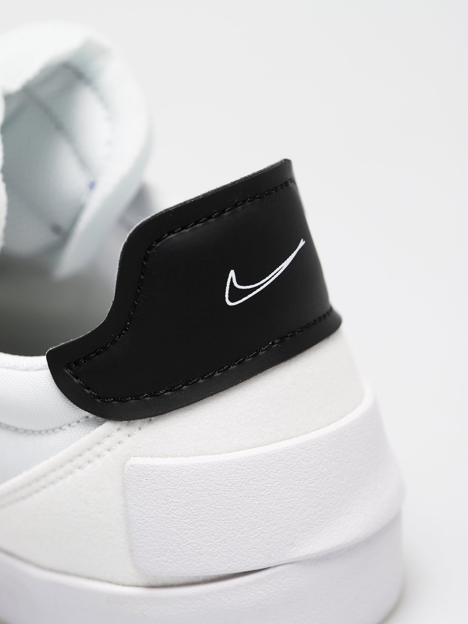 Buty Nike Drop Type (white/university red deep royal blue)