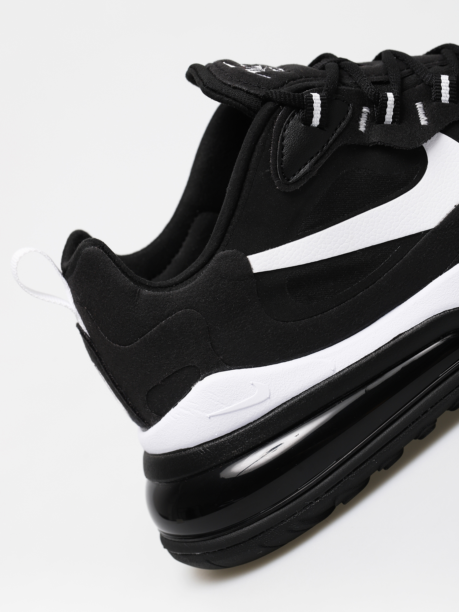 Buty Nike Air Max 270 React (black/white black)