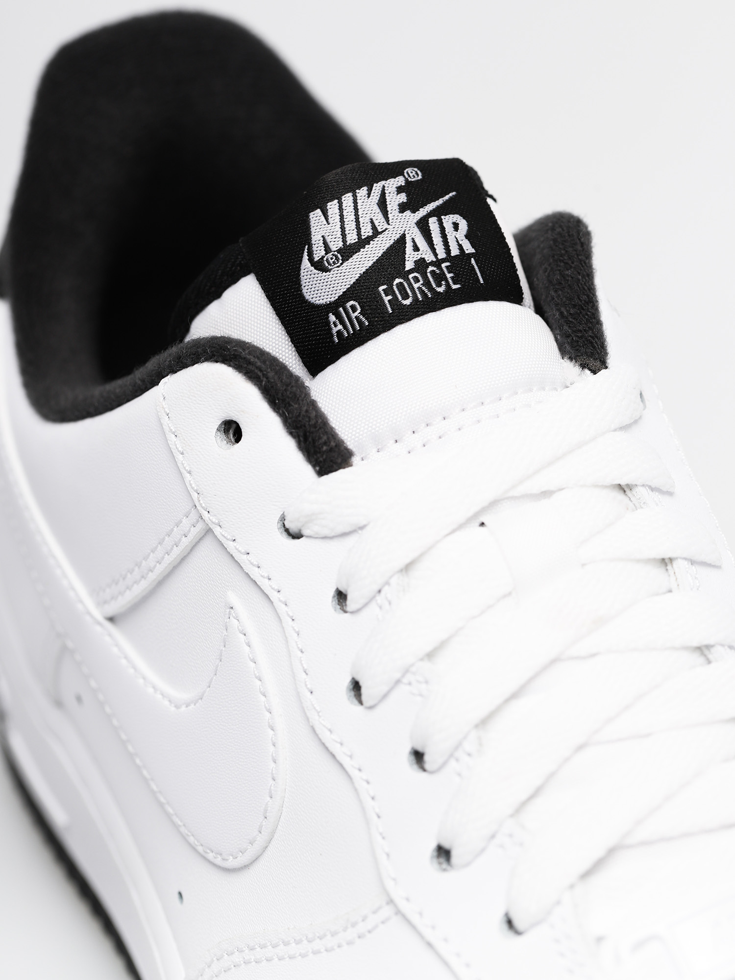 Buty Nike Air Force 1 07 1 (white/black white)