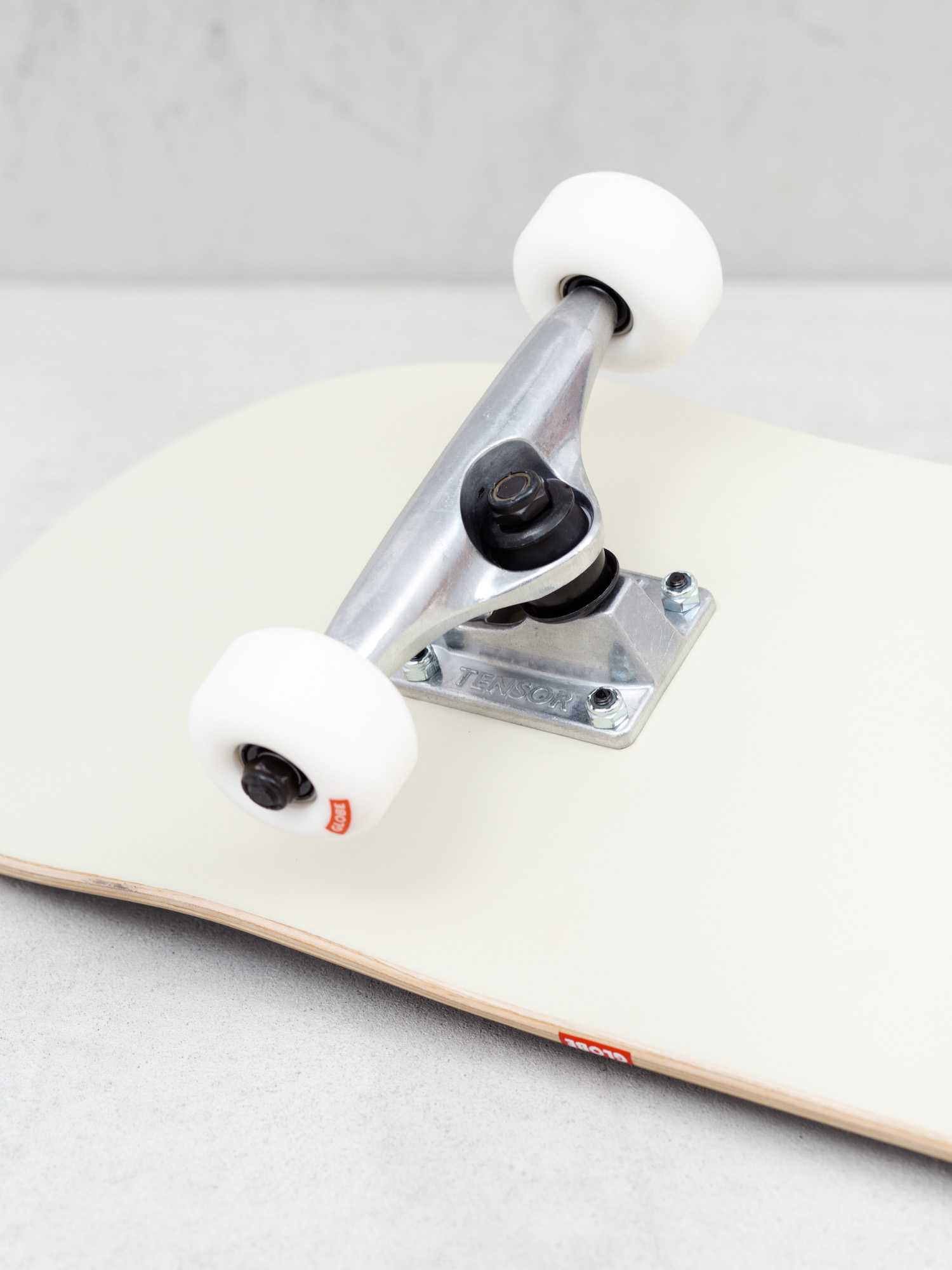 Deskorolka Globe Goodstock (off white)