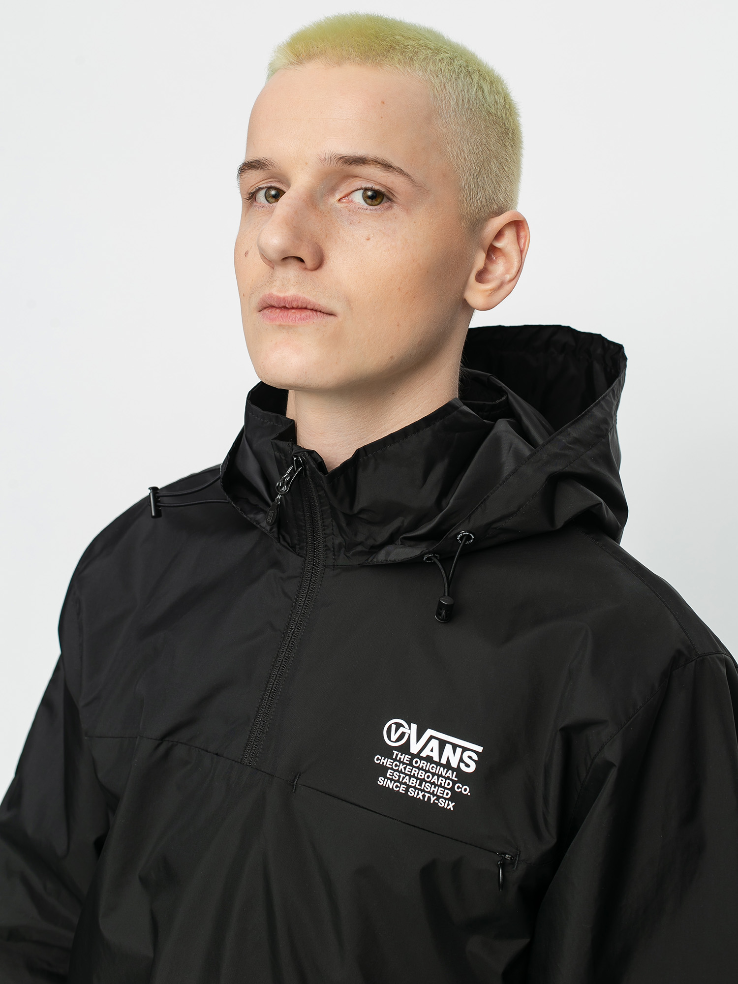 Kurtka Vans Distort Type Anorak (black)