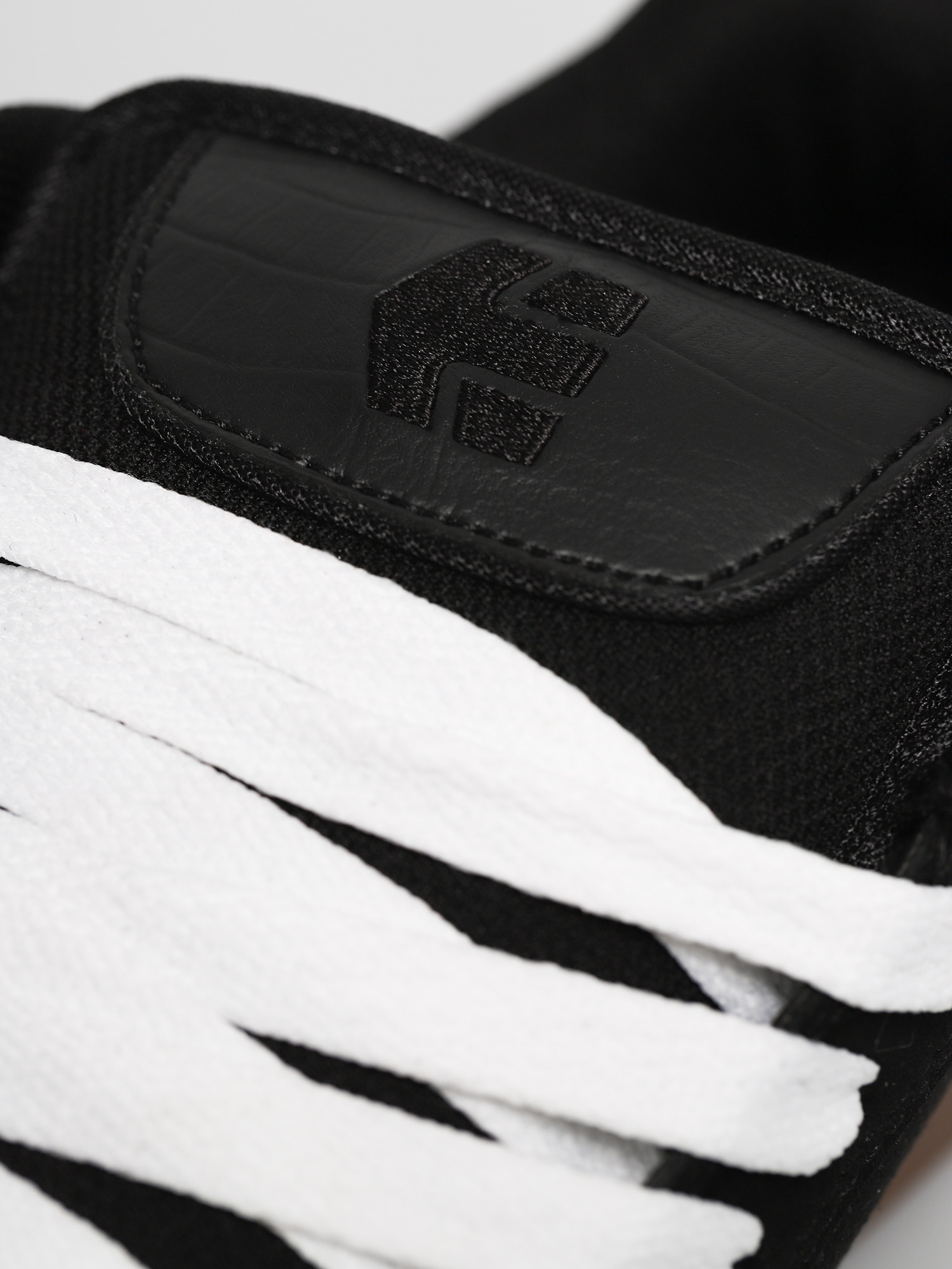 Buty Etnies Fader (black/white/gum)