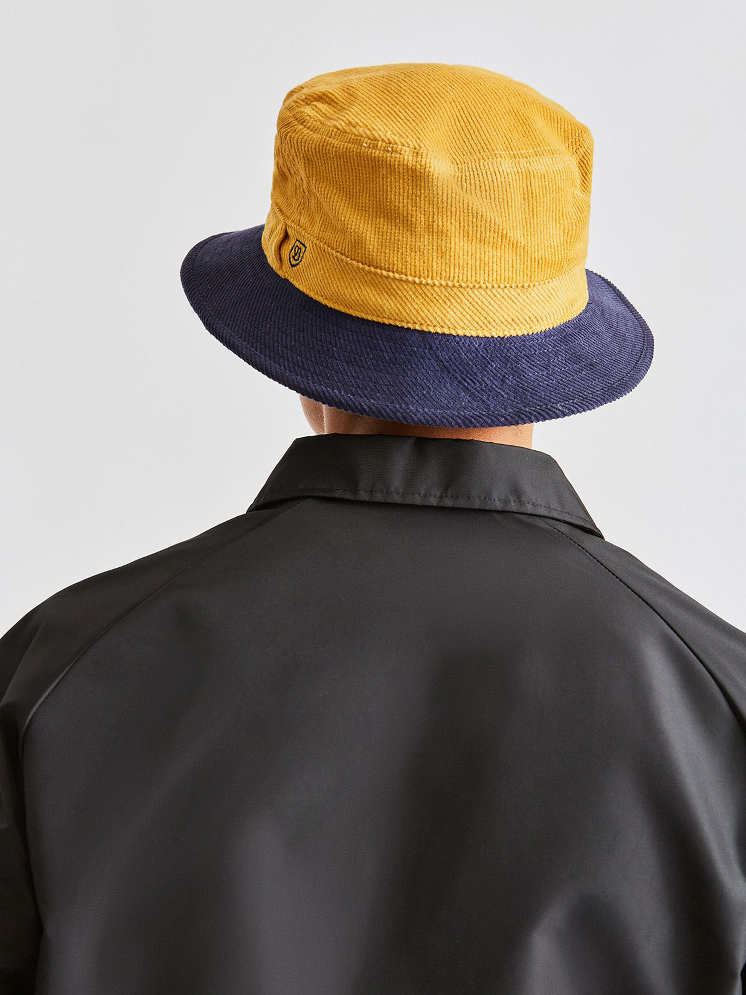 Kapelusz Brixton B Shield Bucket Hat (sunset yellow/washed navy)