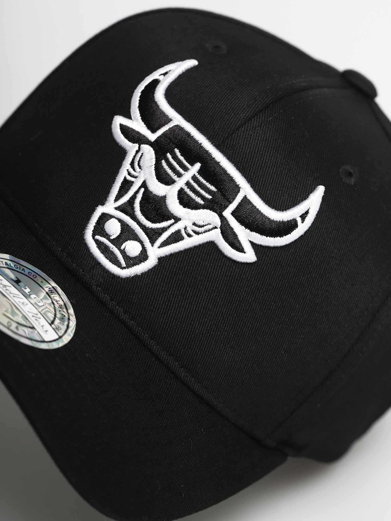 Czapka z daszkiem Mitchell & Ness Logo 110 6 Panel ZD (black)