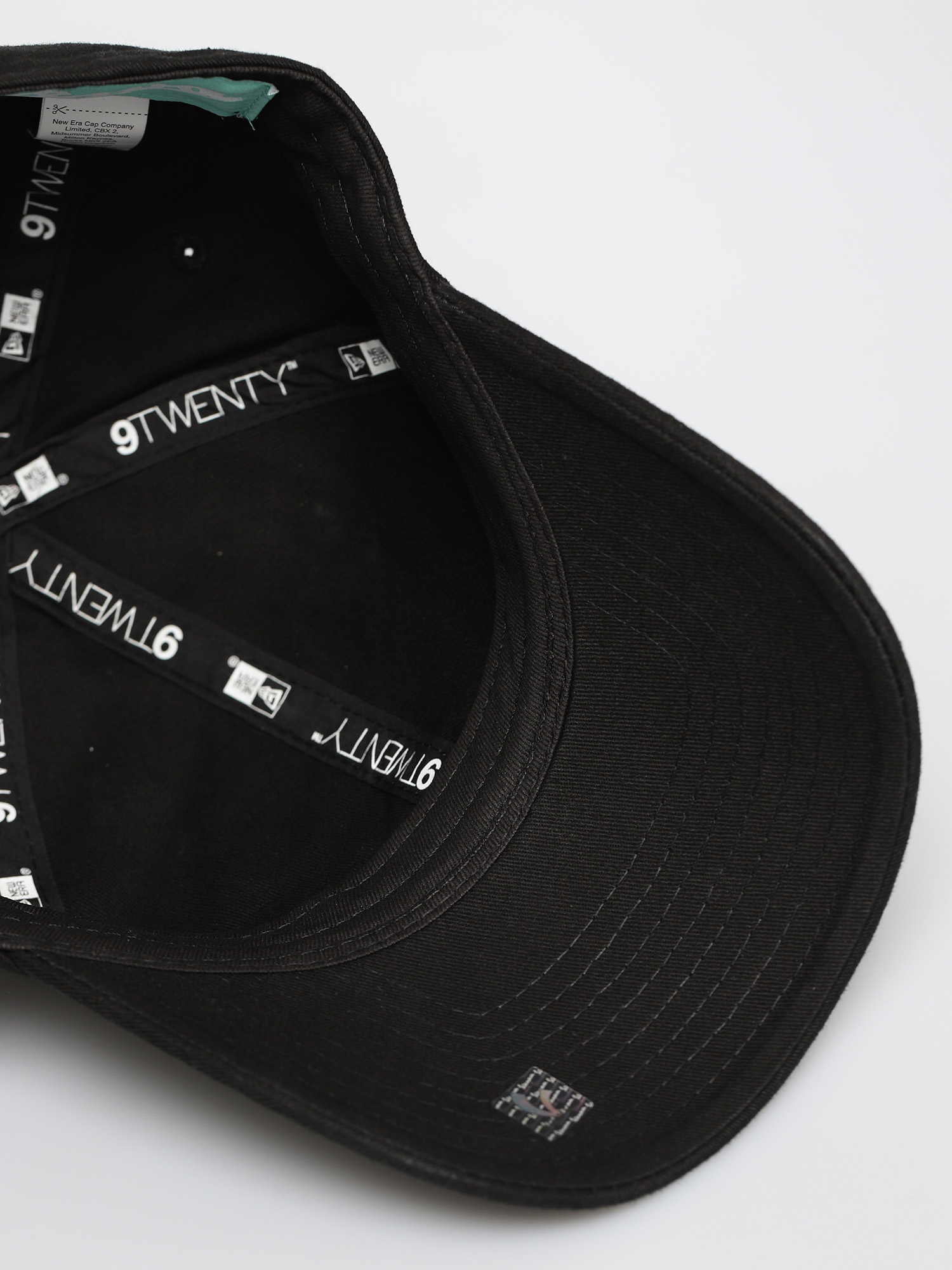 Czapka z daszkiem New Era Vespa 920 Pin 920 ZD (vespa blk)