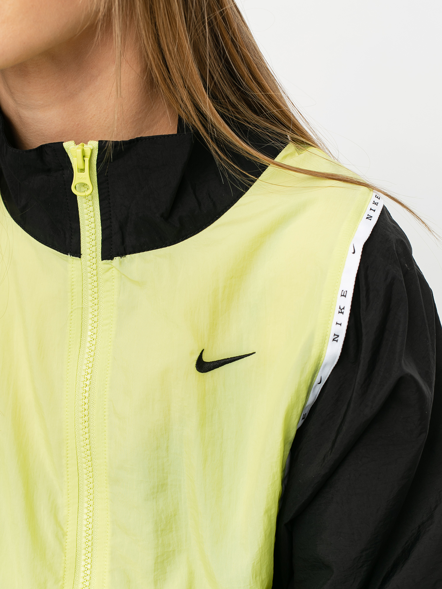 Kurtka Nike Wvn Piping Wmn (limelight/black/black)