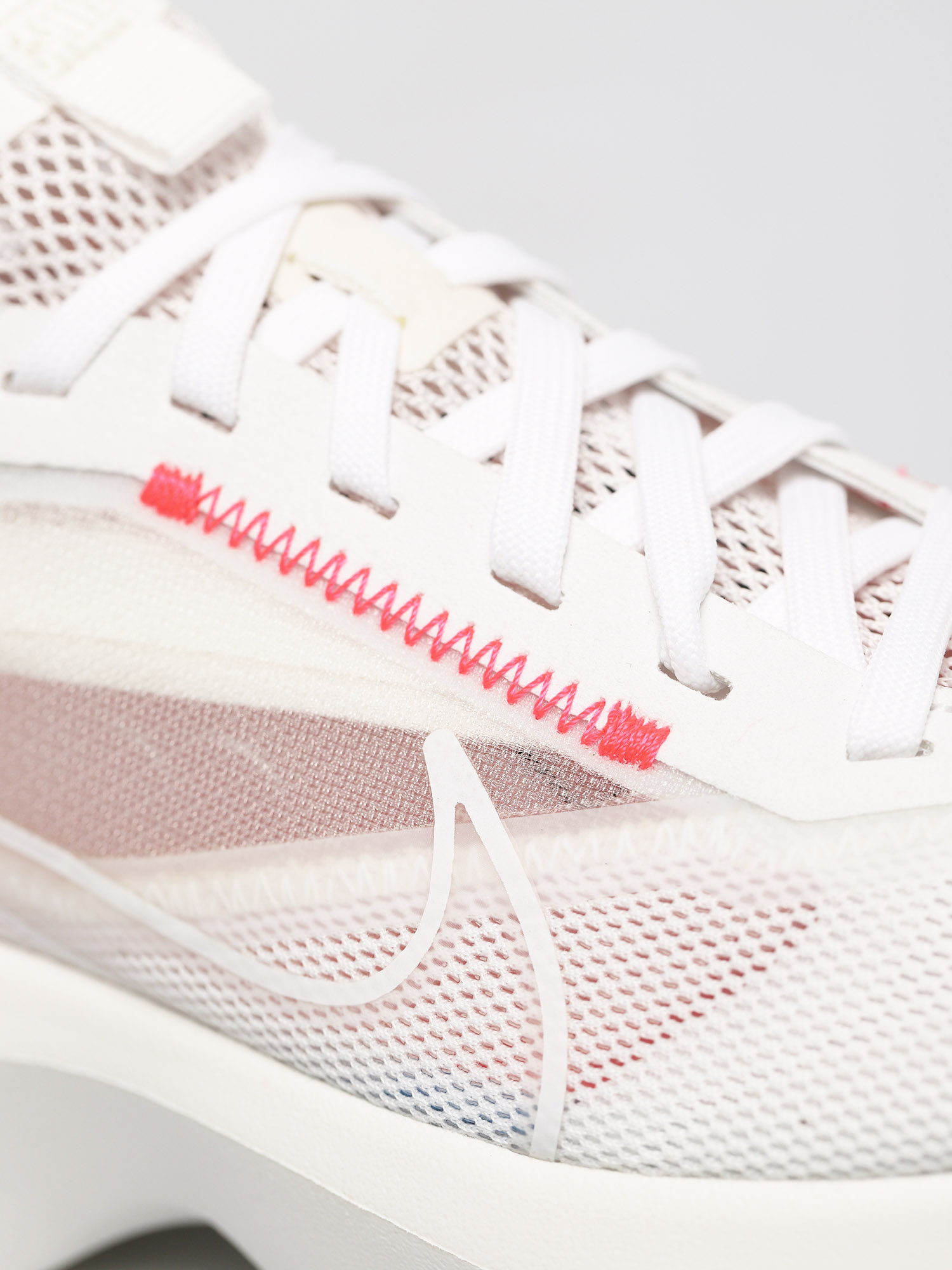 Buty Nike Vista Lite Wmn (white/white laser crimson photon dust)