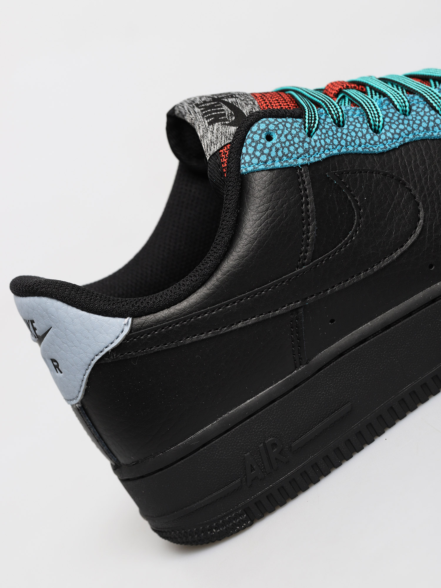 Buty Nike Air Force 1 07 Lv8 (black/black obsidian mist cool grey)
