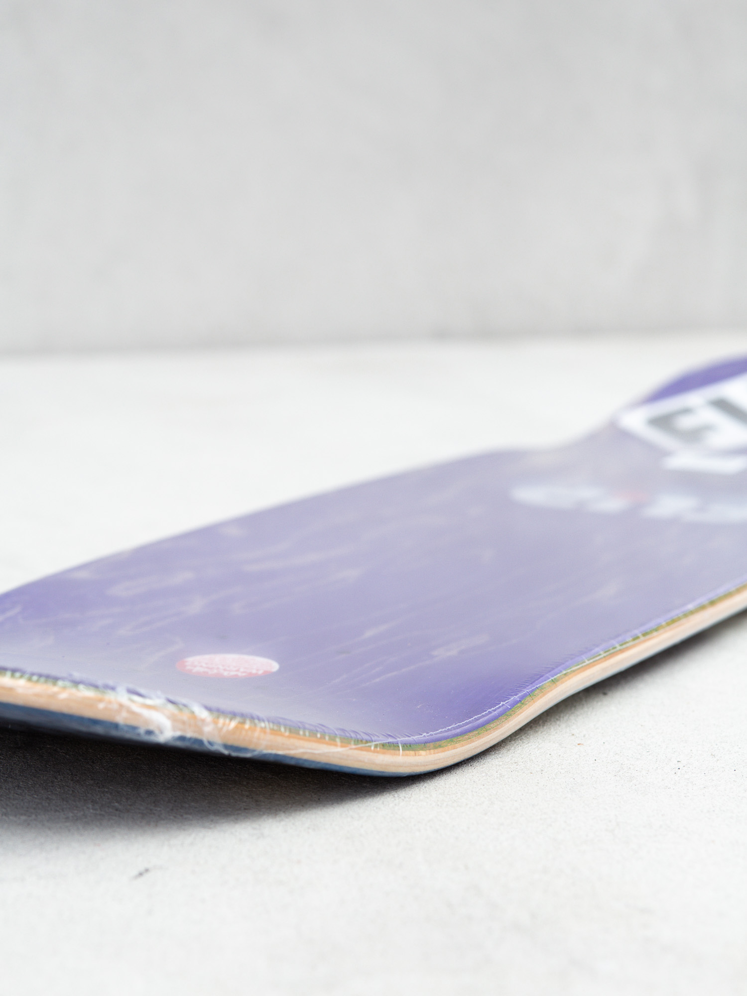 Deck Flip Penny Toms Friends Stained (blue)