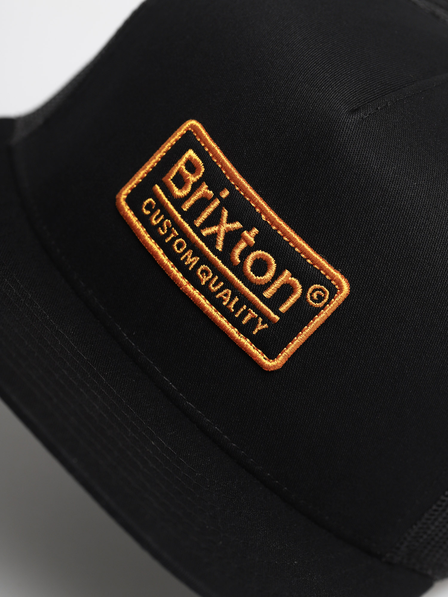 Czapka z daszkiem Brixton Palmer Mesh ZD (black/gold)