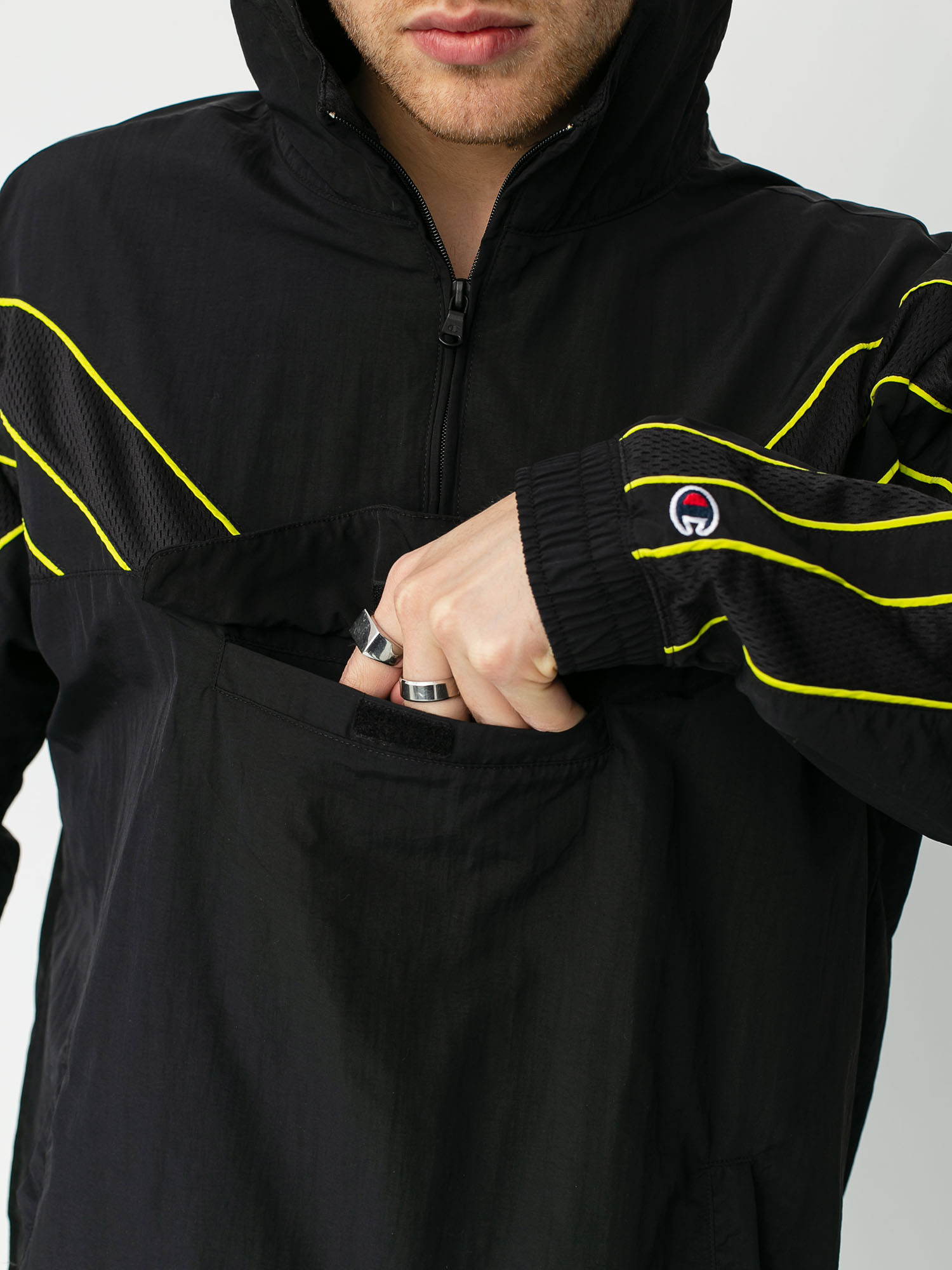 Kurtka Champion Sweatshirt ZHD 214691 (nbk/nbk/alo)