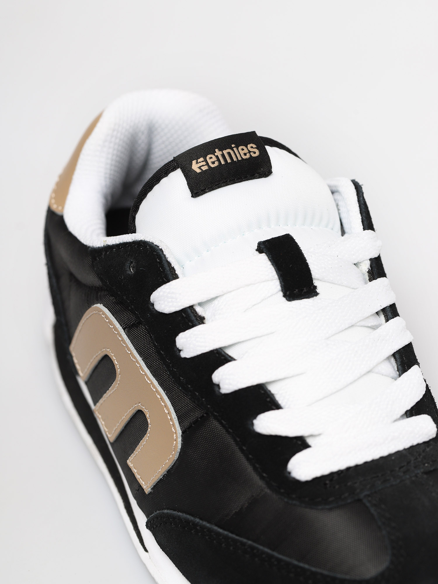 Buty Etnies Lo Cut Cb Wmn (black/gold)