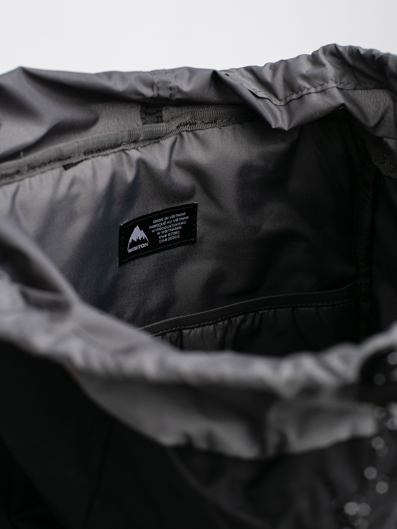 Plecak Burton Outing (true black triple ripstop)