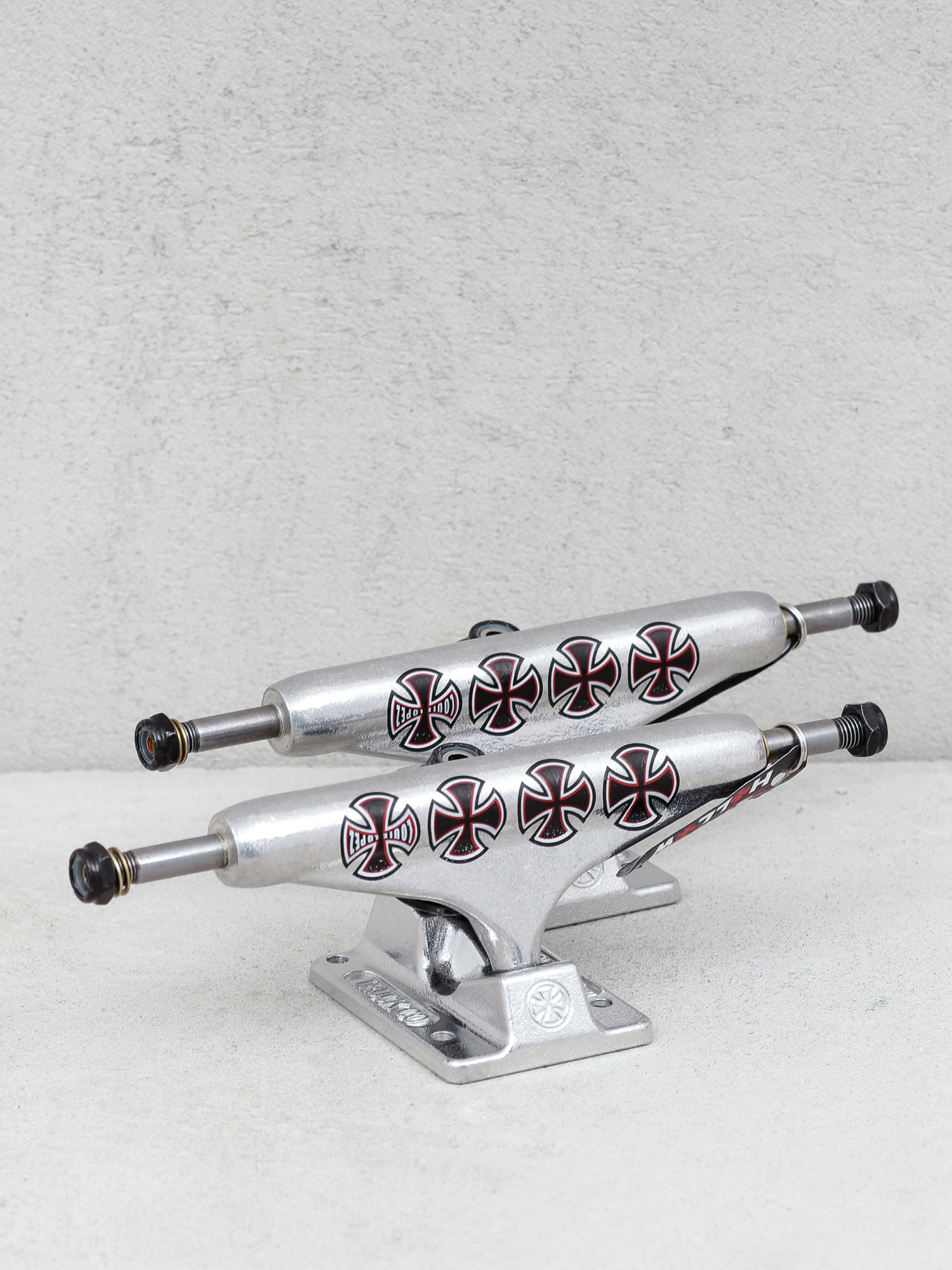 Traki Independent Stg 11 Hollow Lopez Crosses (silver/silver)