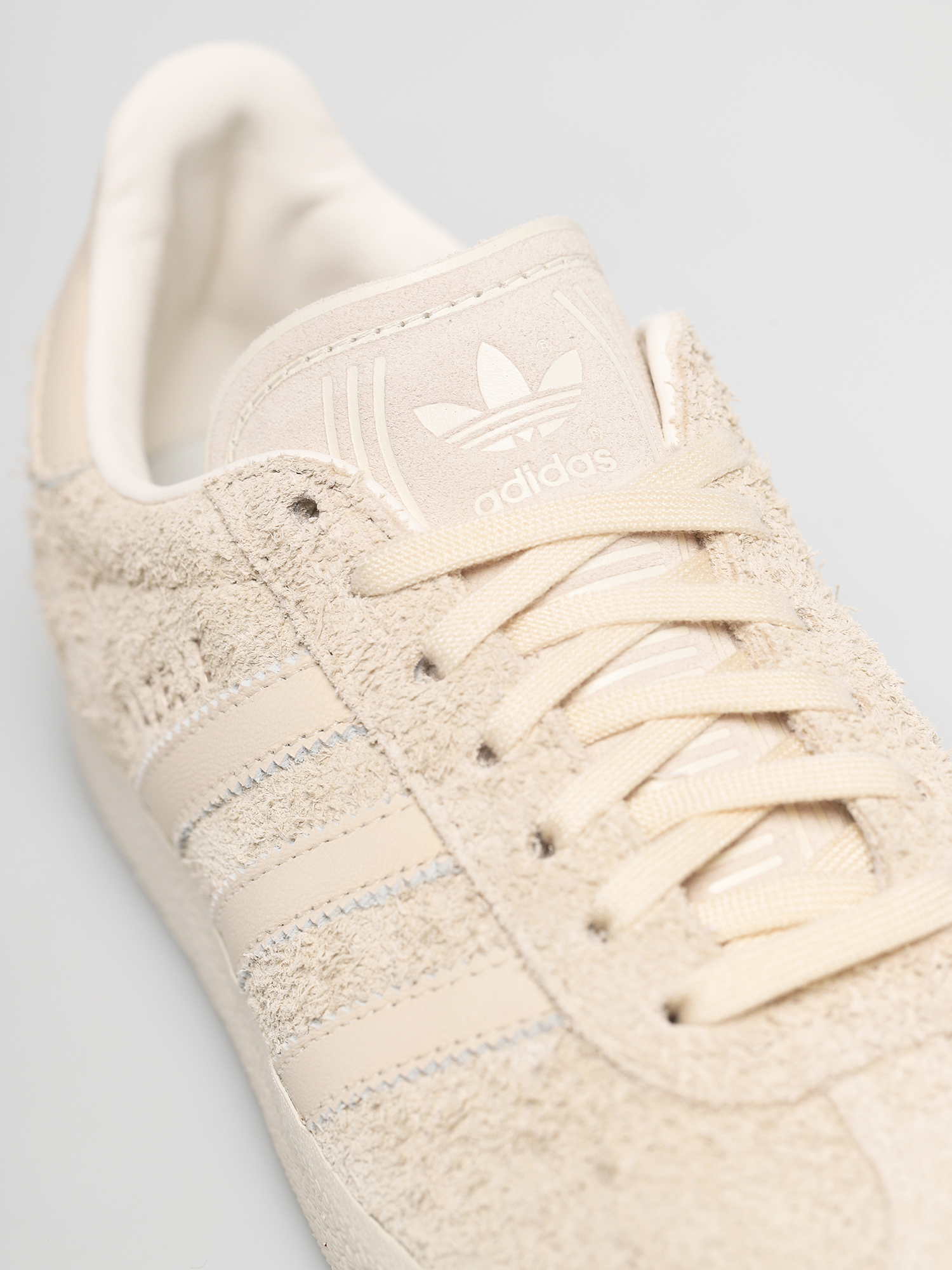 Buty adidas Originals Gazelle Wmn (ecru tint s18/ecru tint s18/chalk white)