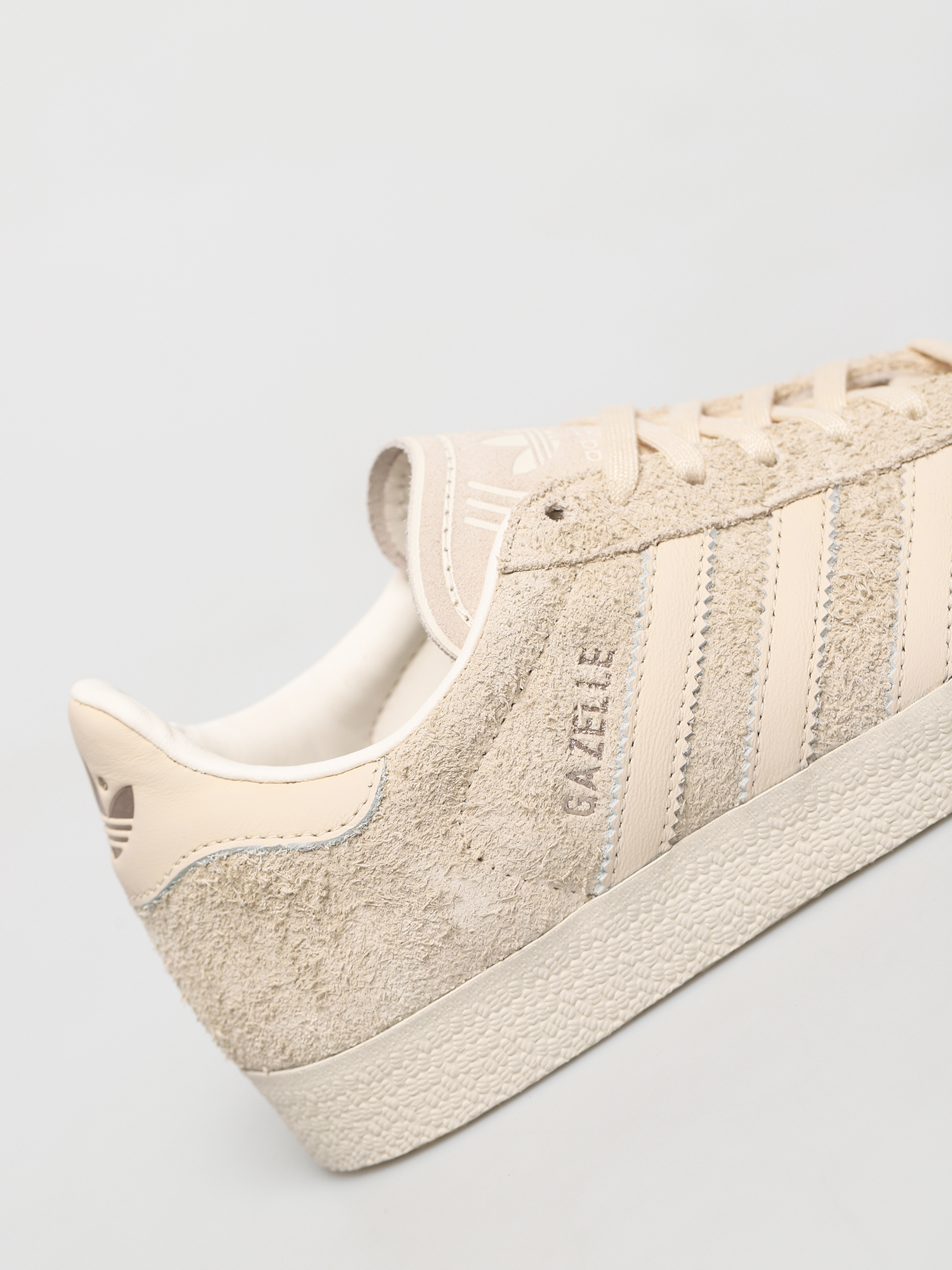 Buty adidas Originals Gazelle Wmn (ecru tint s18/ecru tint s18/chalk white)