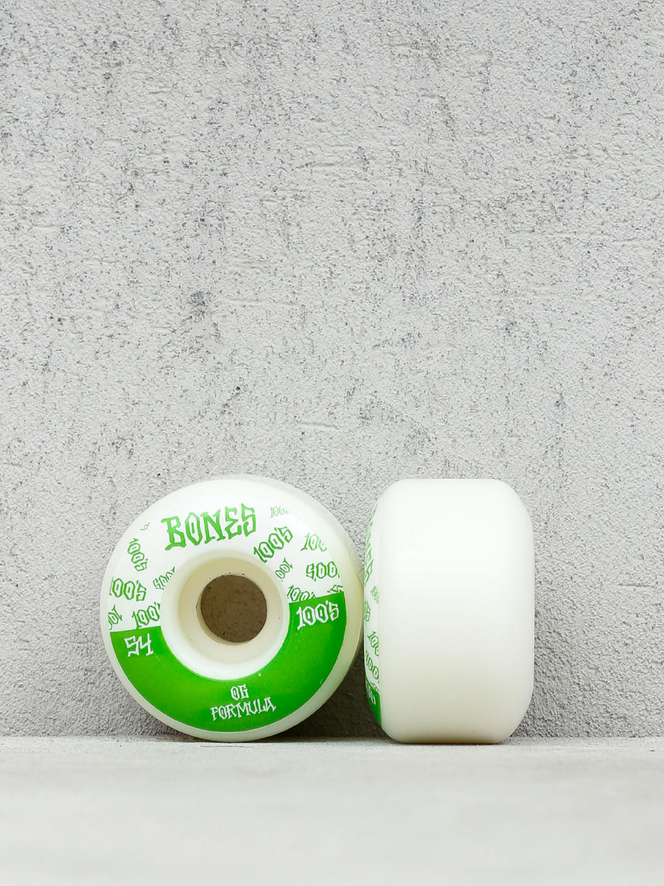 Kółka Bones 100#13 Wide Formula V4 (white/green)