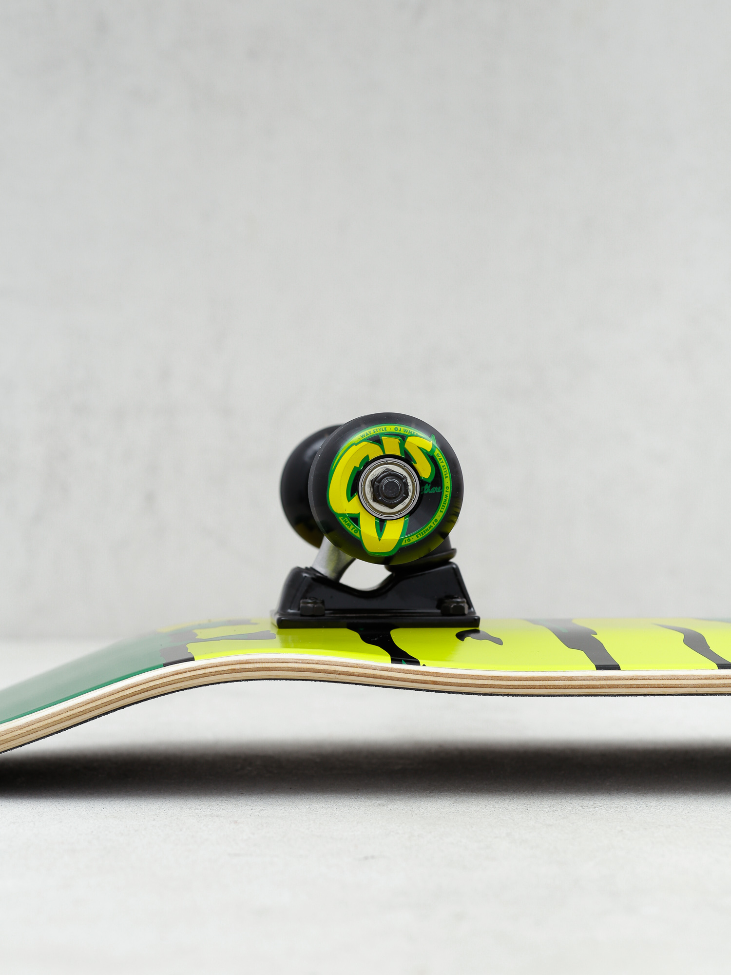 Deskorolka Creature Logo Sk8 (green)
