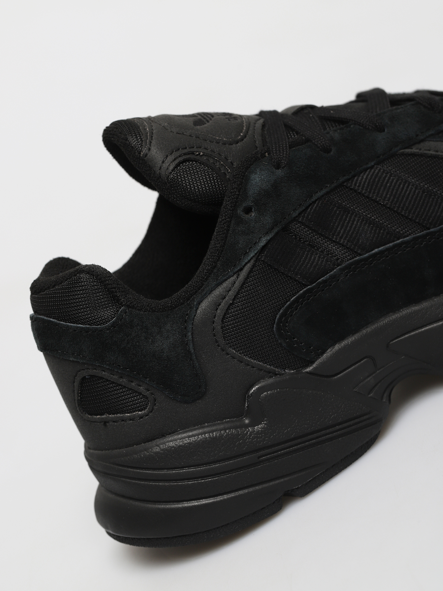 Buty adidas Originals Yung 1 (cblack/cblack/carbon)