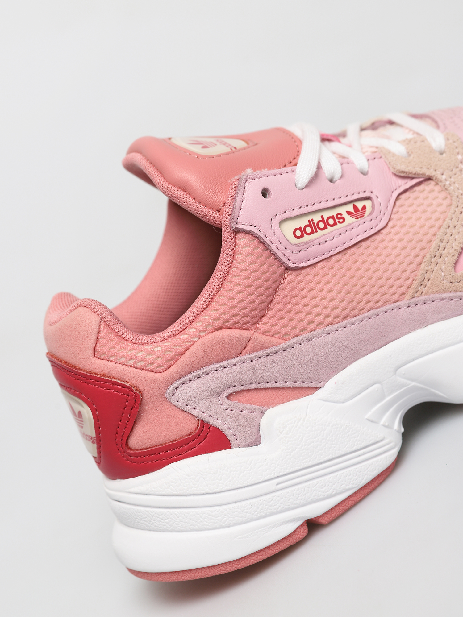Buty adidas Originals Falcon Wmn (ecru tint s18/icey pink f17/true pink)