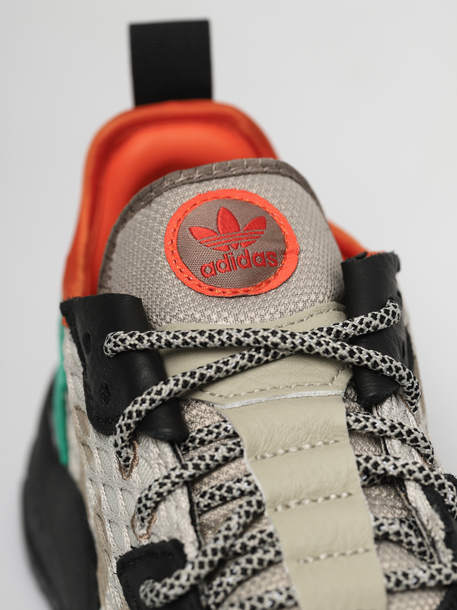 Buty adidas Originals Nite Jogger (sesame/cblack/bgreen)