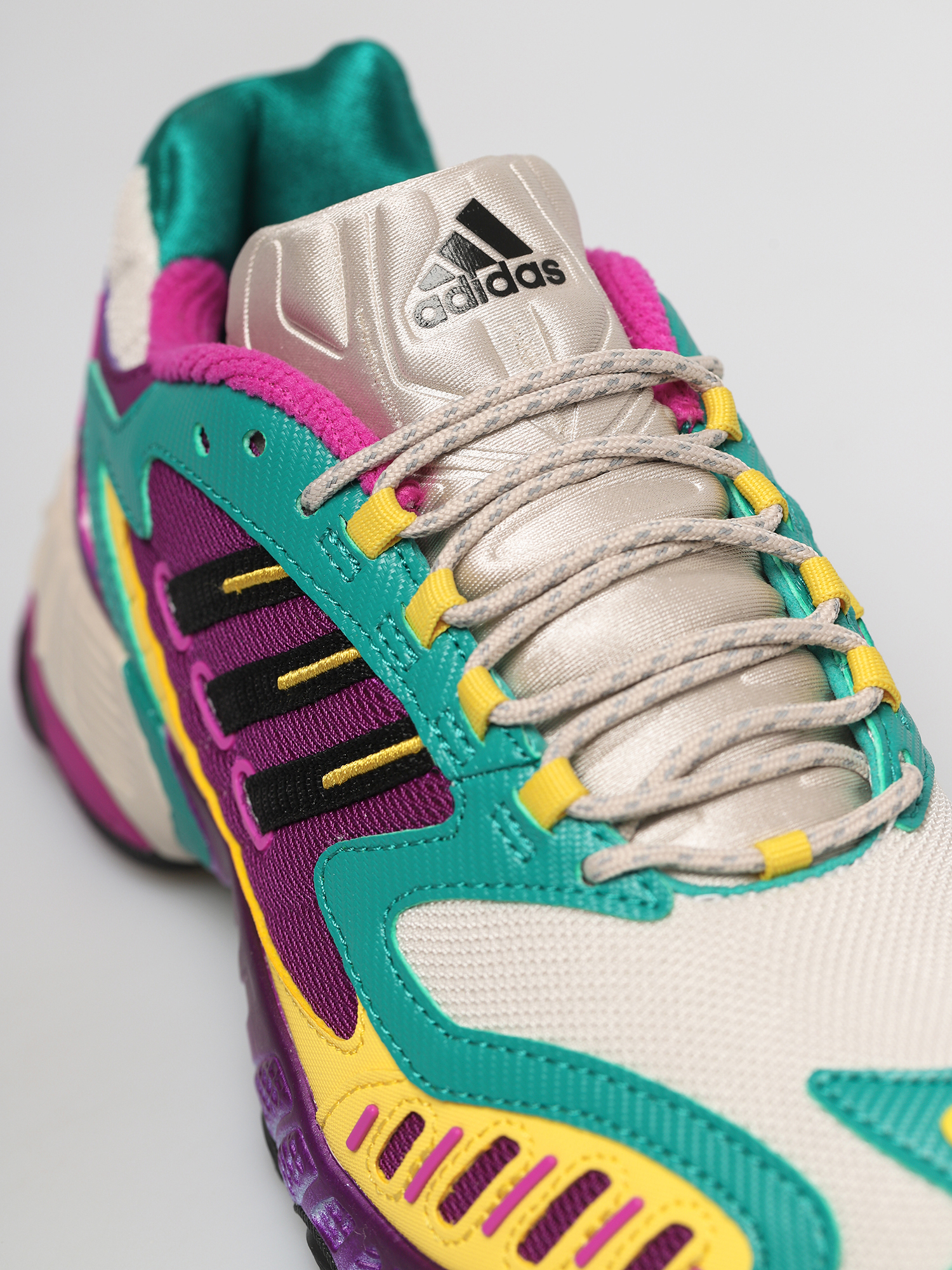 Buty adidas Originals Torsion Trdc Wmn (cbrown/cblack/glrgrn)