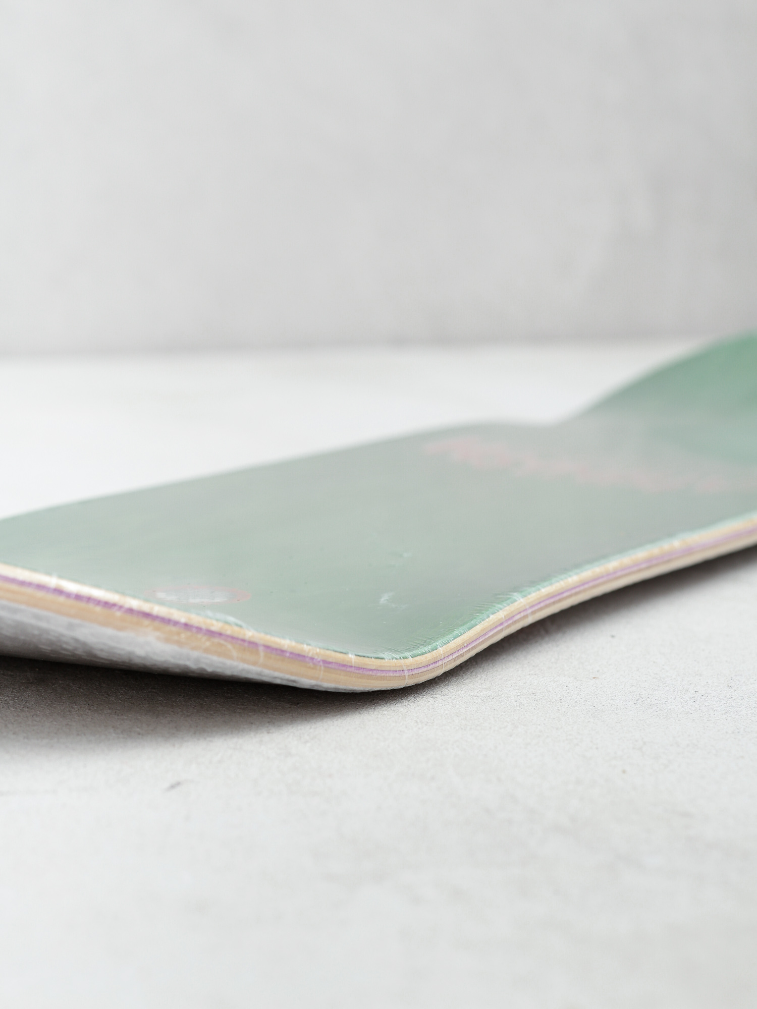 Deck Deathwish Nw Stillness (light grey)