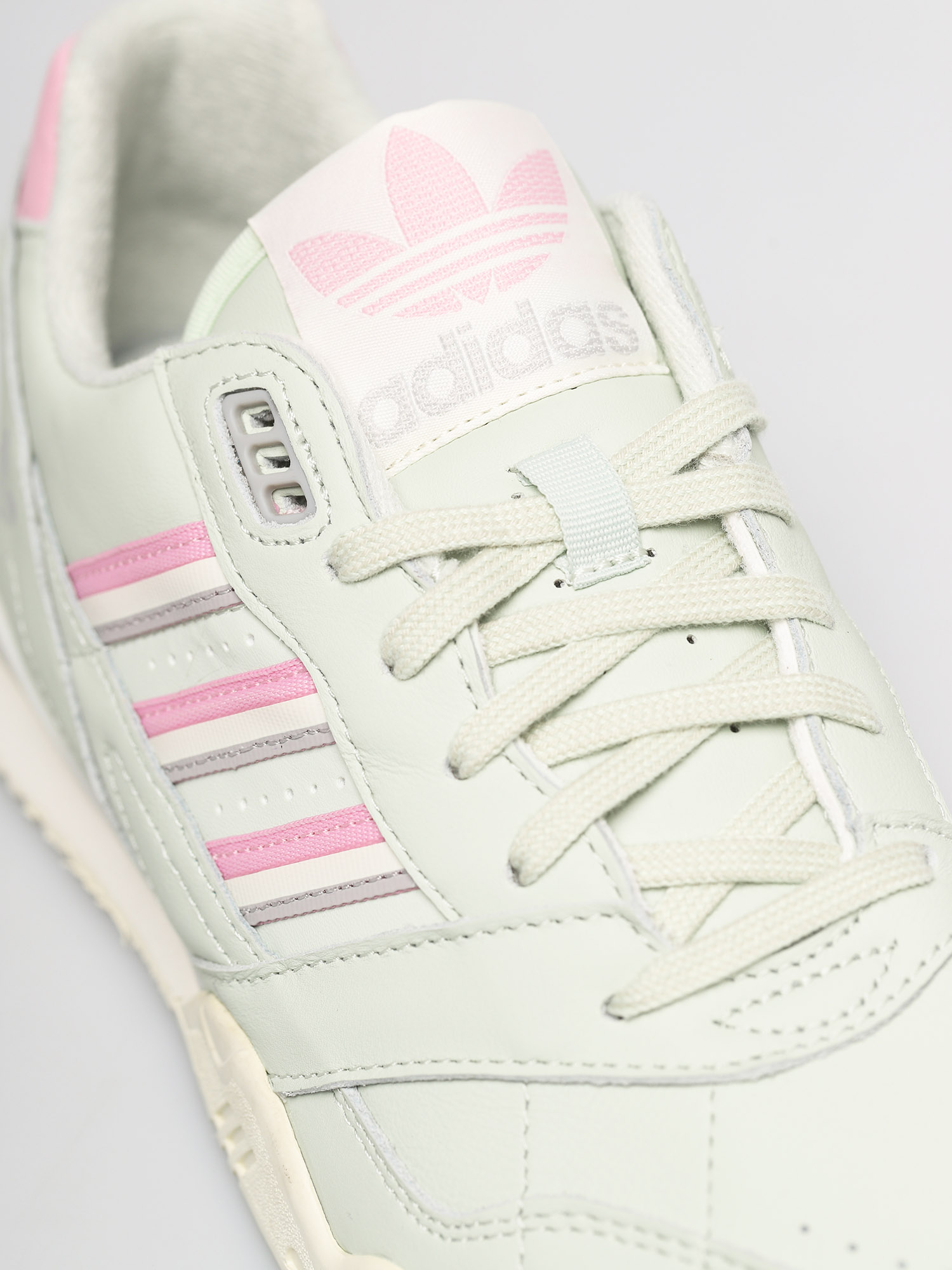 Buty adidas Originals A.R. Trainer (lingrn/trupnk/owhite)