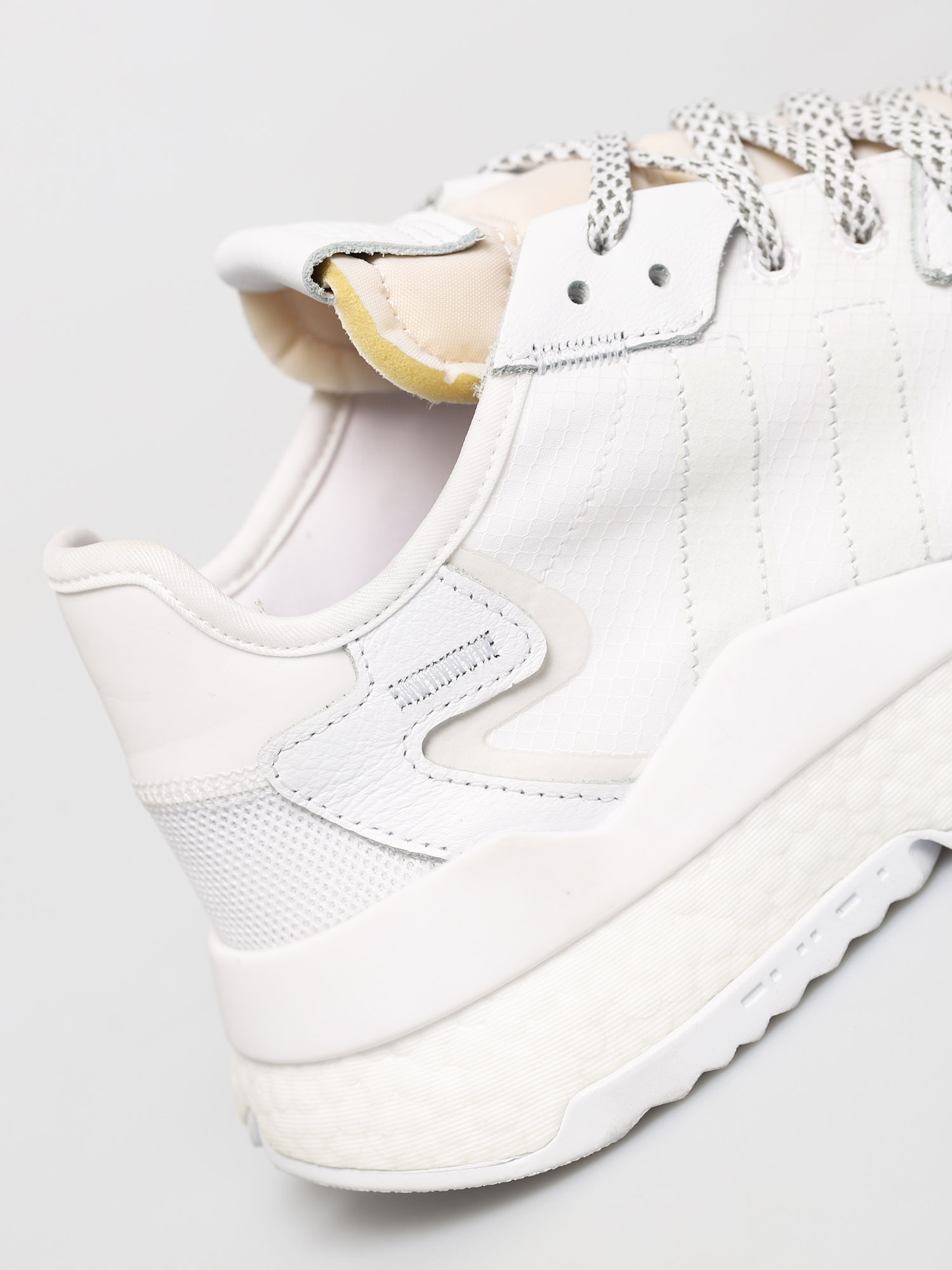 Buty adidas Originals Nite Jogger (ftwwht/crywht/crywht)
