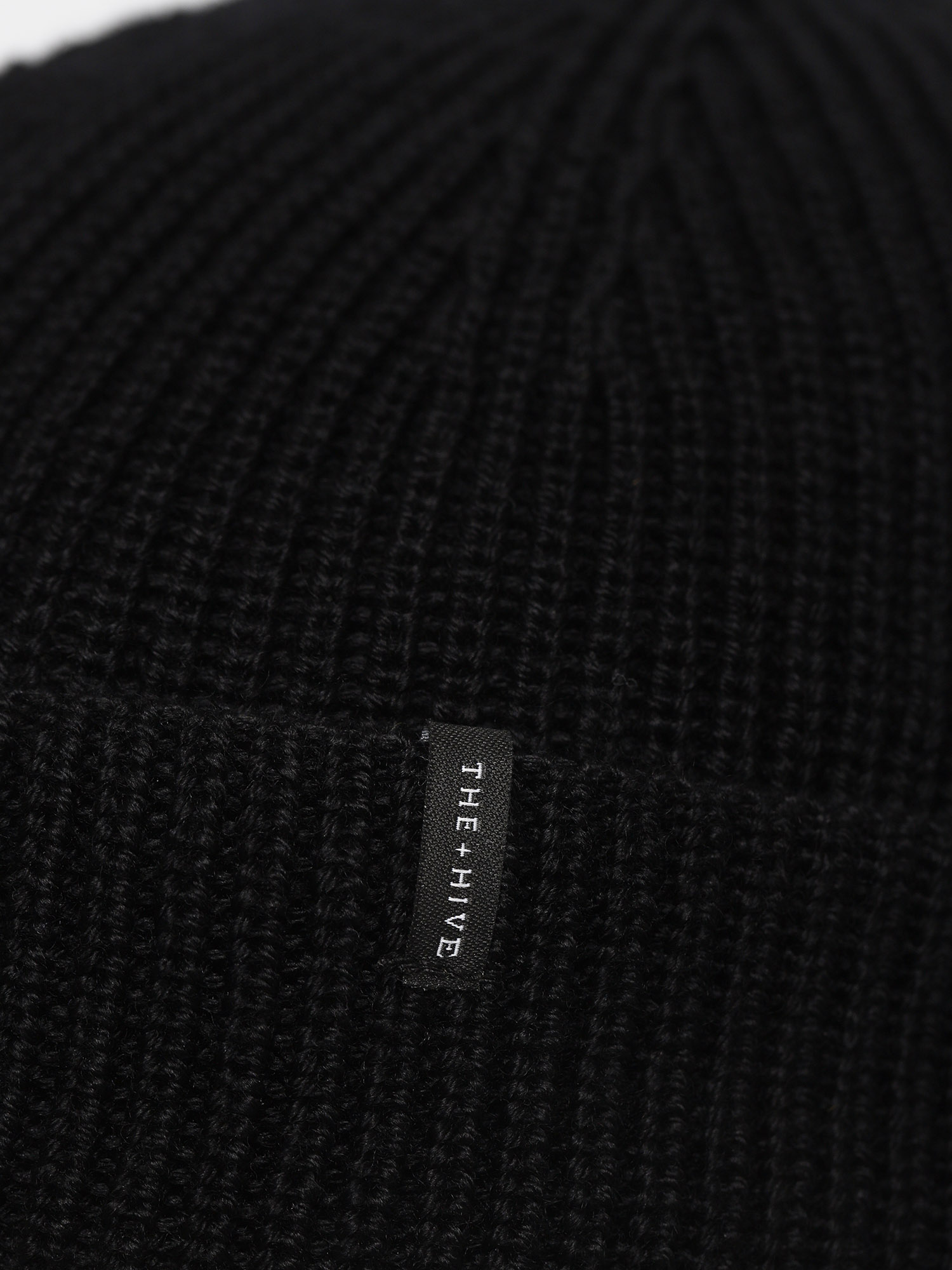 Czapka zimowa The Hive Docker Short Merino Beanie Wmn (black)