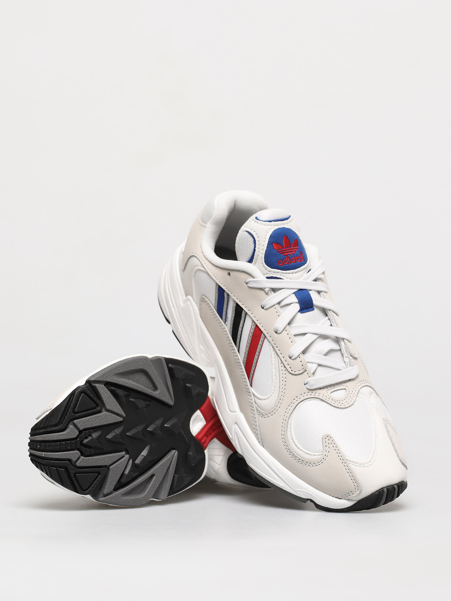 Buty adidas Originals Yung-1 (crystal white/silver met/core black)