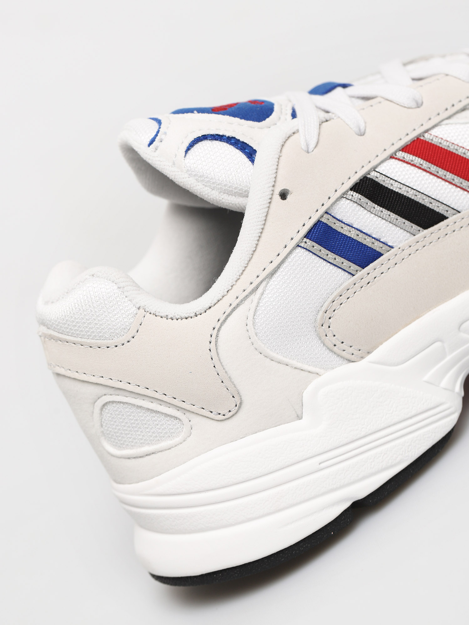 Buty adidas Originals Yung-1 (crystal white/silver met/core black)