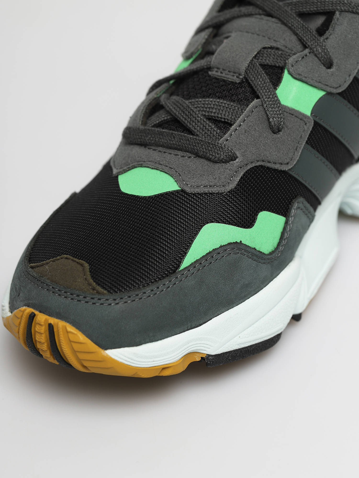 Buty adidas Originals Yung 96 (cblack/legivy/rawoch)