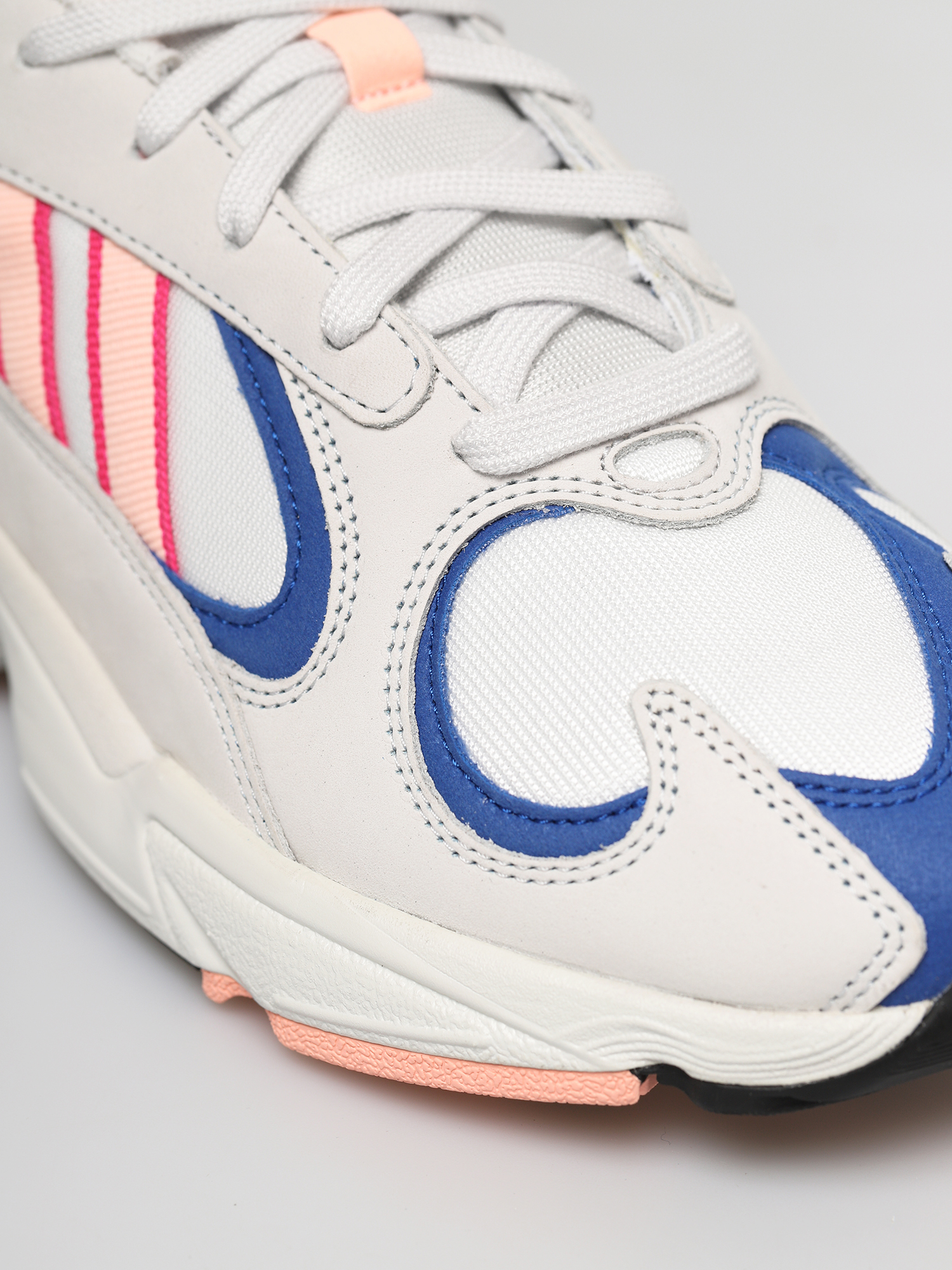 Buty adidas Originals Yung-1 (crywht/cleora/croyal)