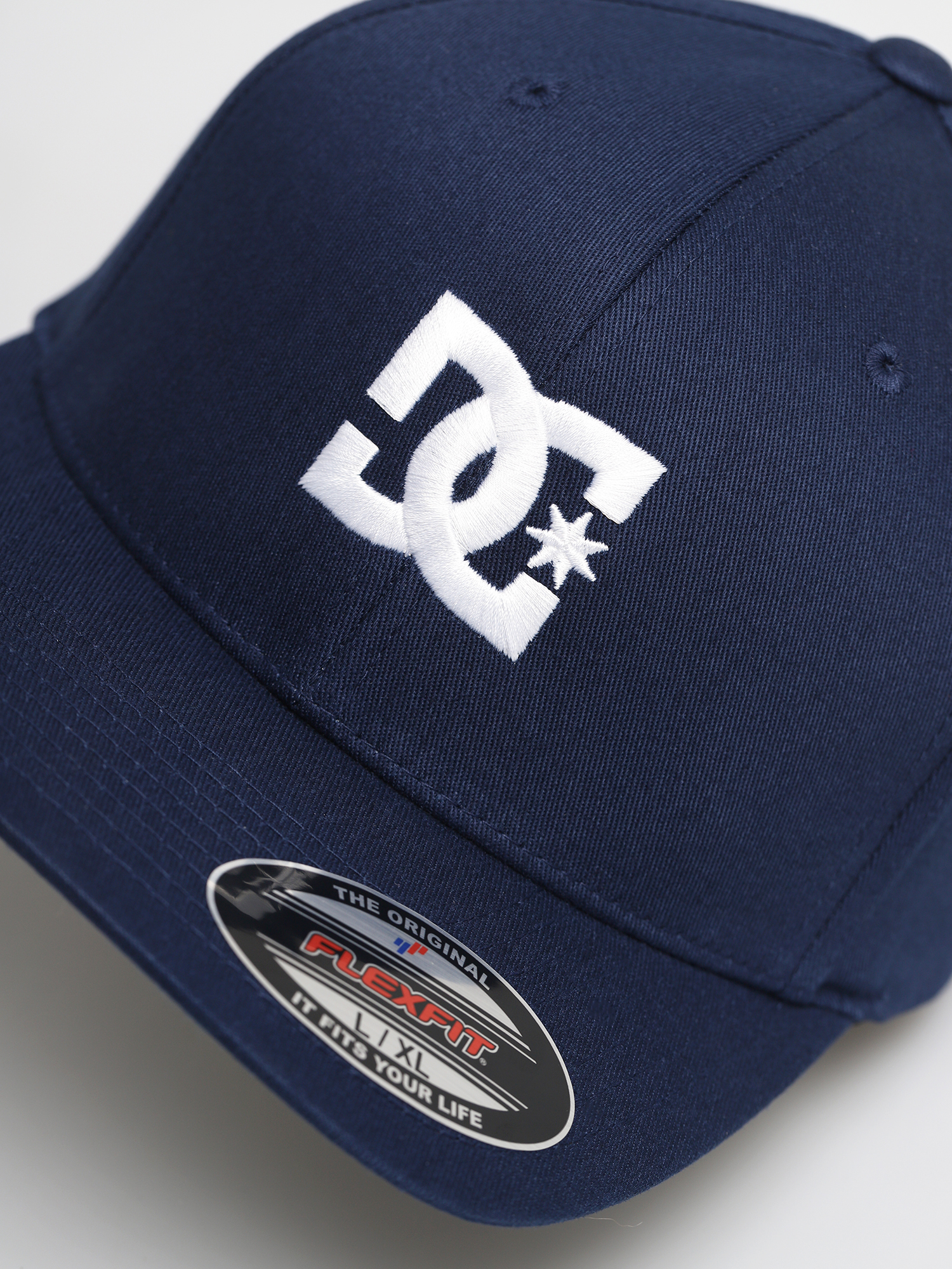 Czapka z daszkiem DC Star 2 ZD (black iris)