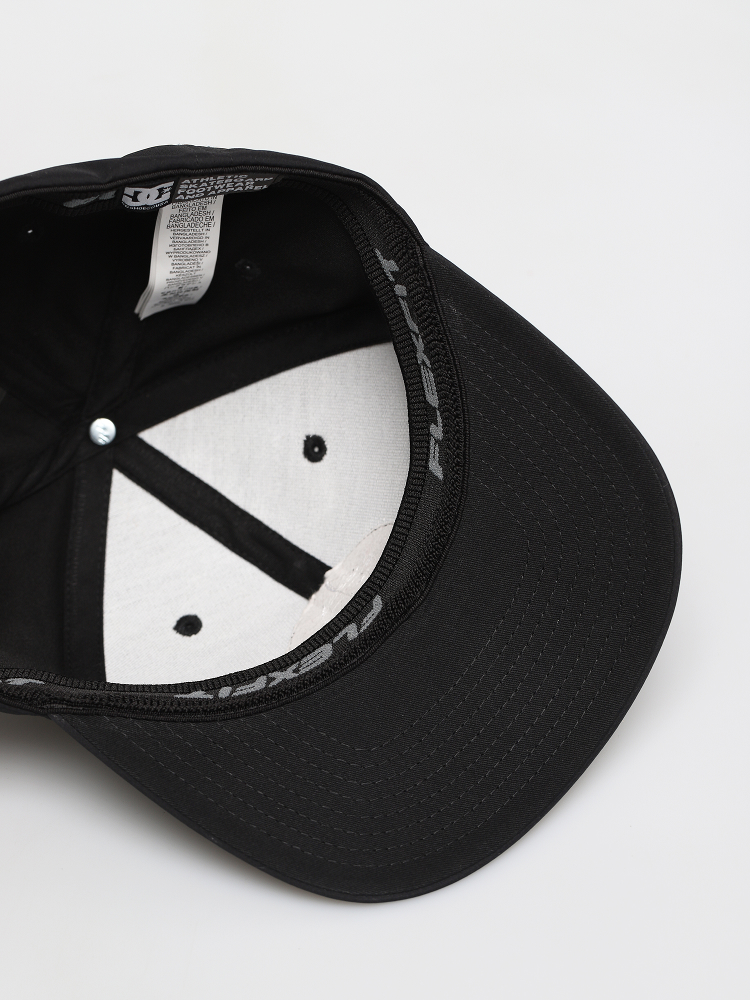 Czapka z daszkiem DC Sweepster 2 ZD (black)