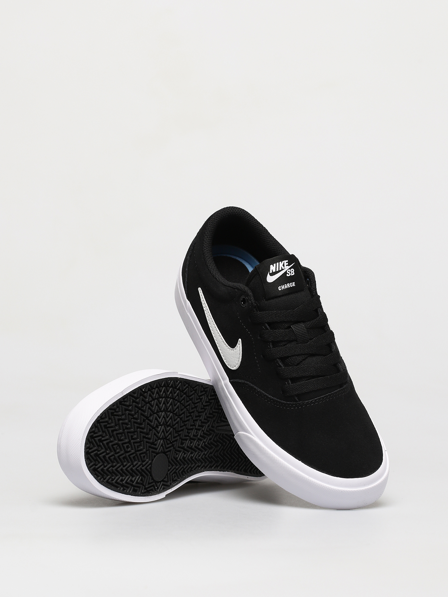 Buty Nike SB Charge Suede Gs (black/photon dust black black)