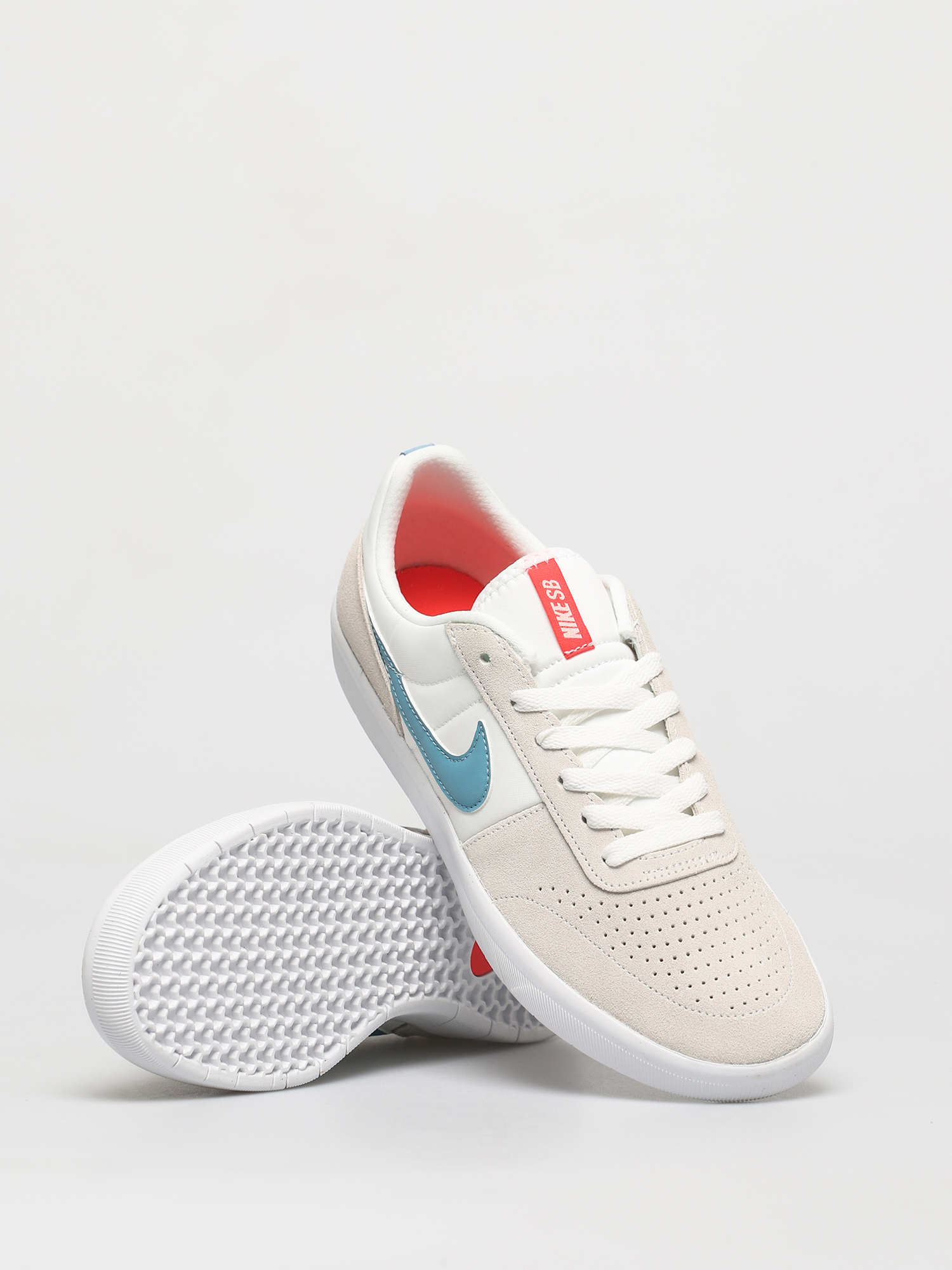 Buty Nike SB Team Classic (summit white/cerulean white)